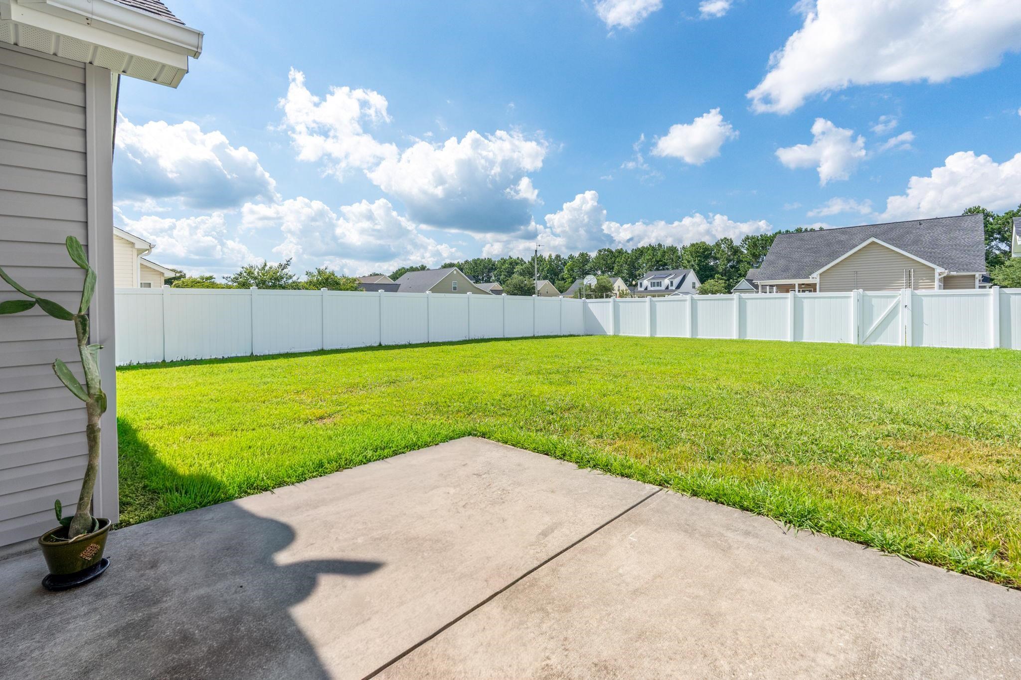 464 Carolina Woods Dr. Property Photo 25