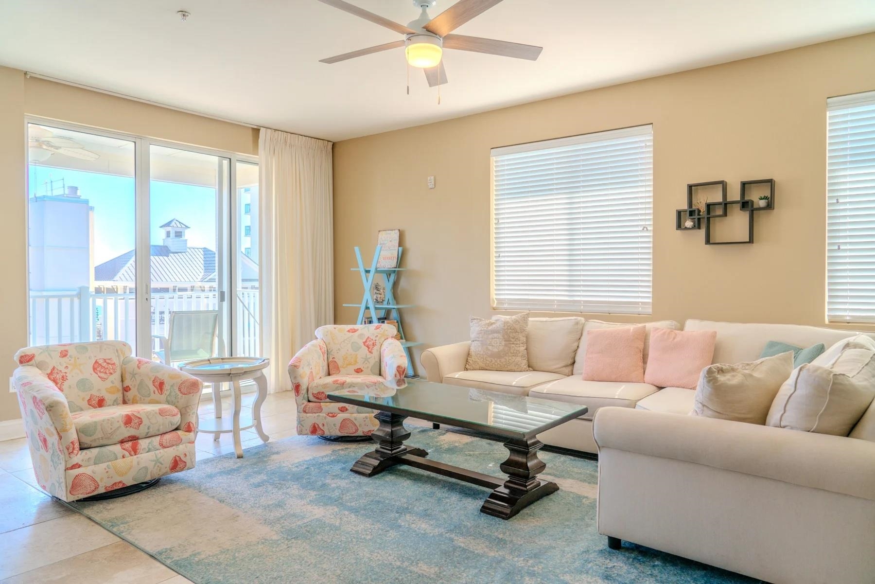 4604 Ocean Blvd. Property Photo 4