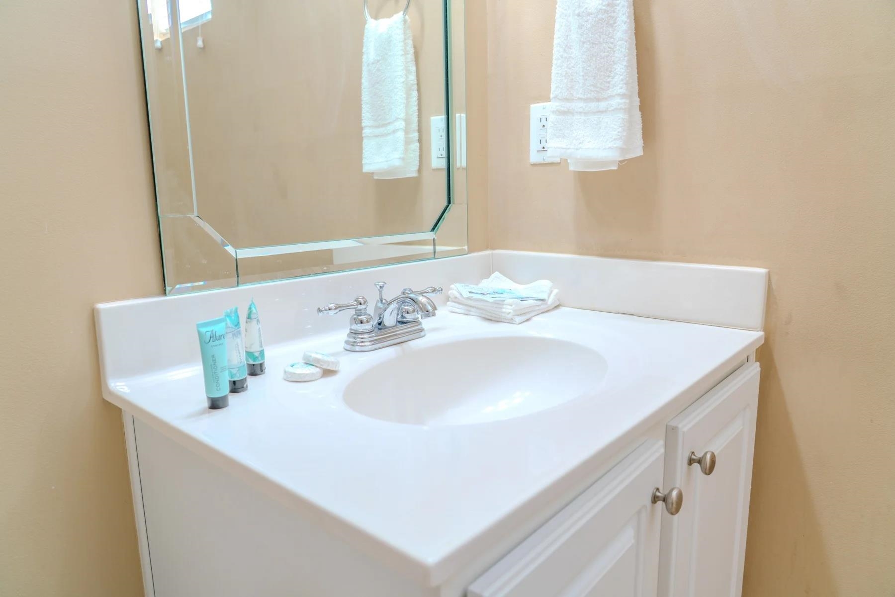 4604 Ocean Blvd. Property Photo 46