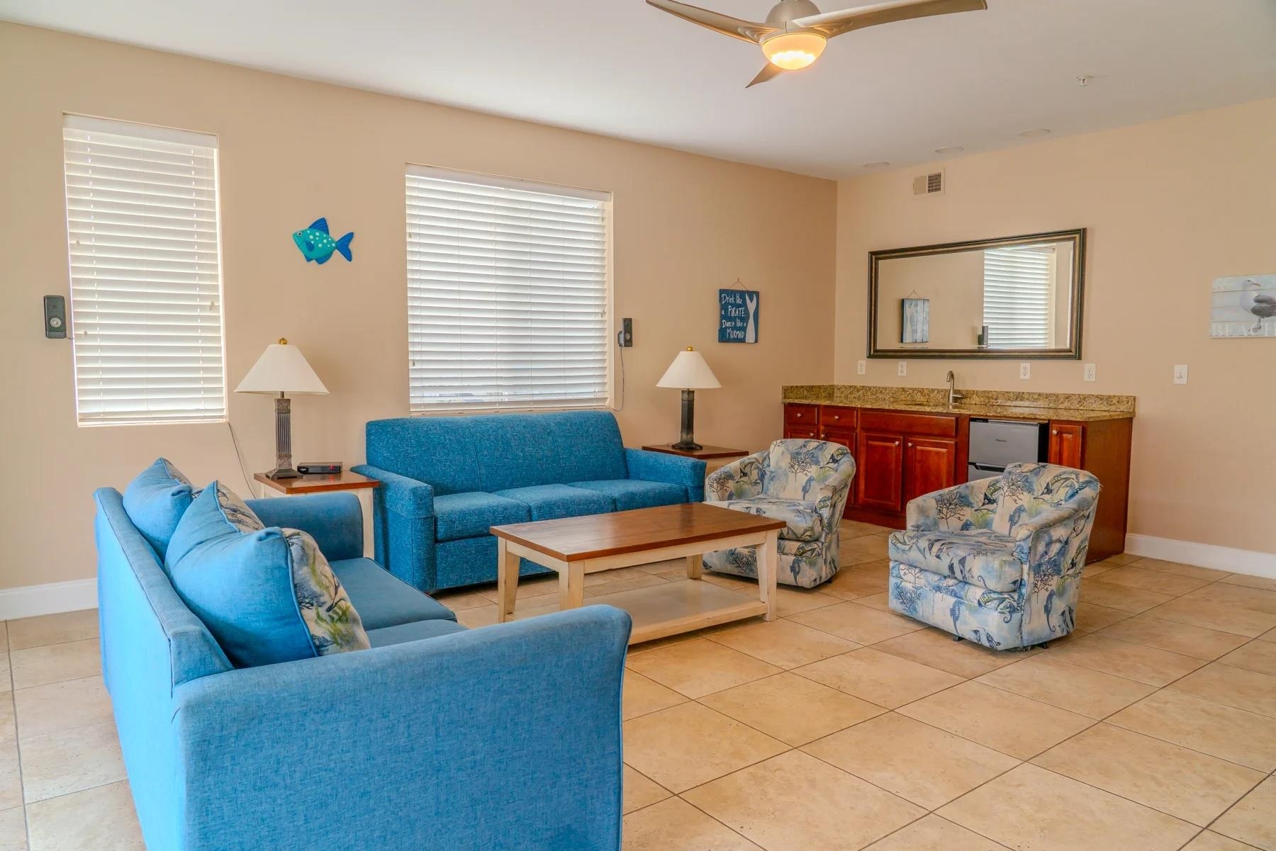 4604 Ocean Blvd. Property Photo 8