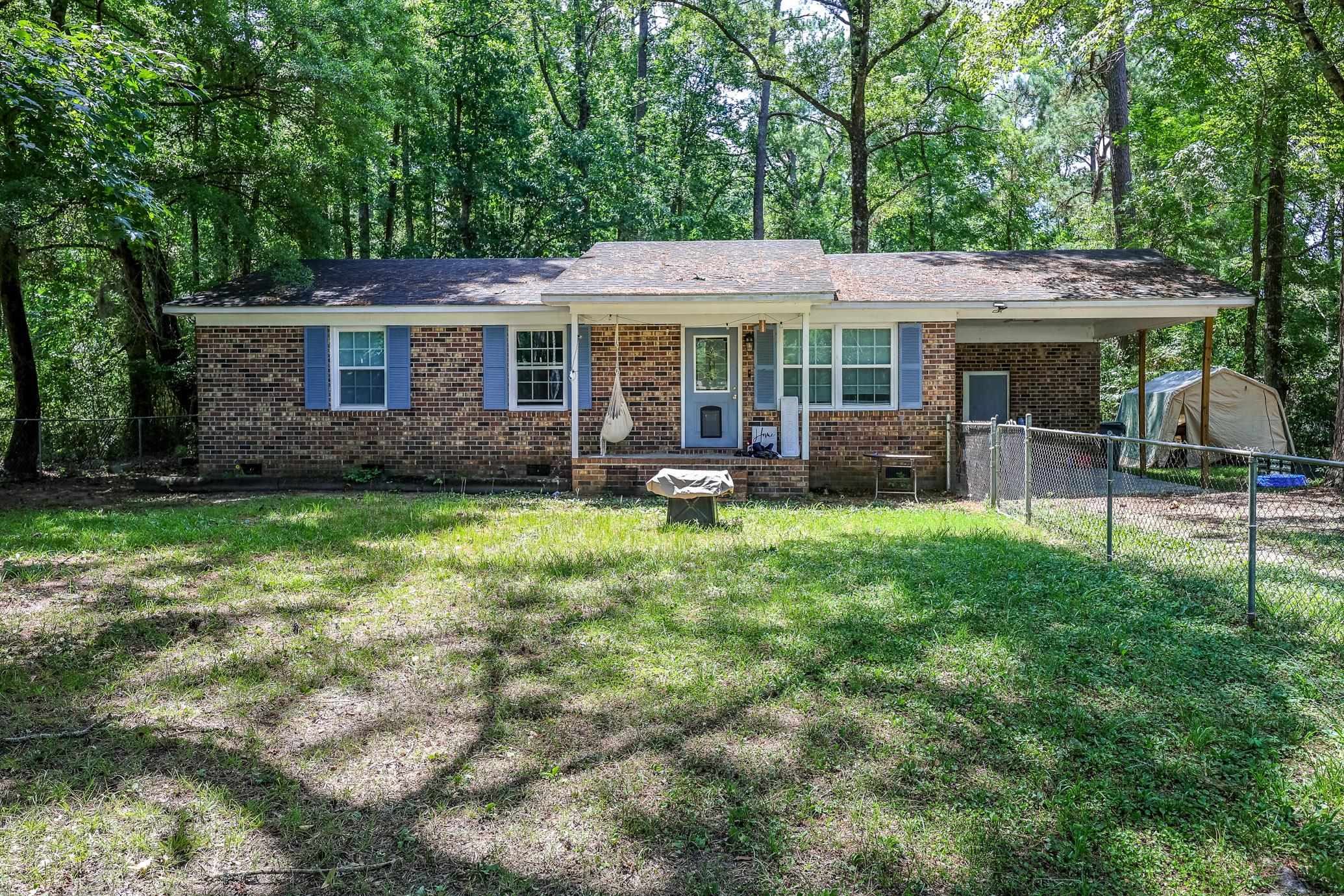 7139 Horseshoe Circle Property Photo 1