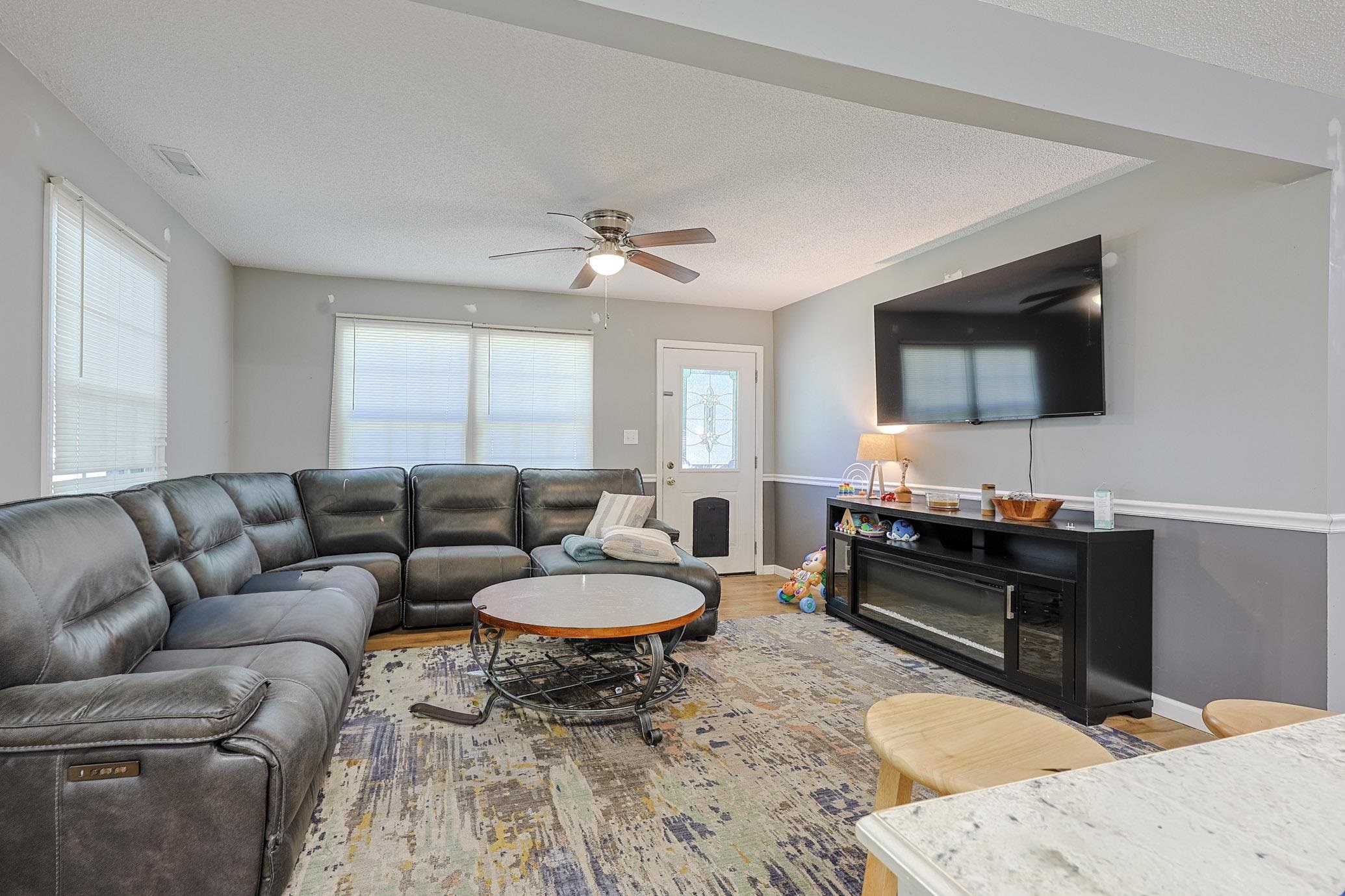 7139 Horseshoe Circle Property Photo 3