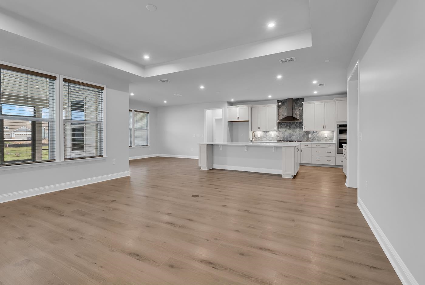 1586 Crested Iris Way Property Photo 15