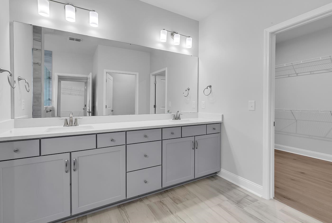1586 Crested Iris Way Property Photo 36