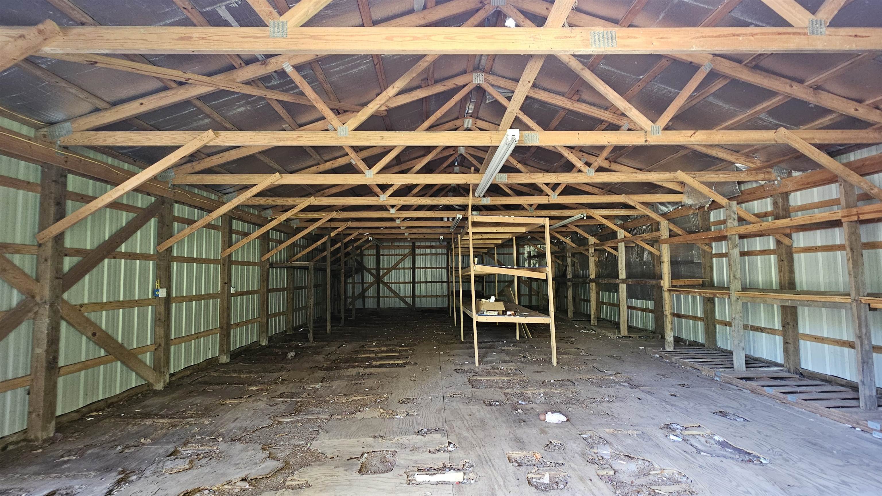 1032 Academy Dr. Property Photo 5