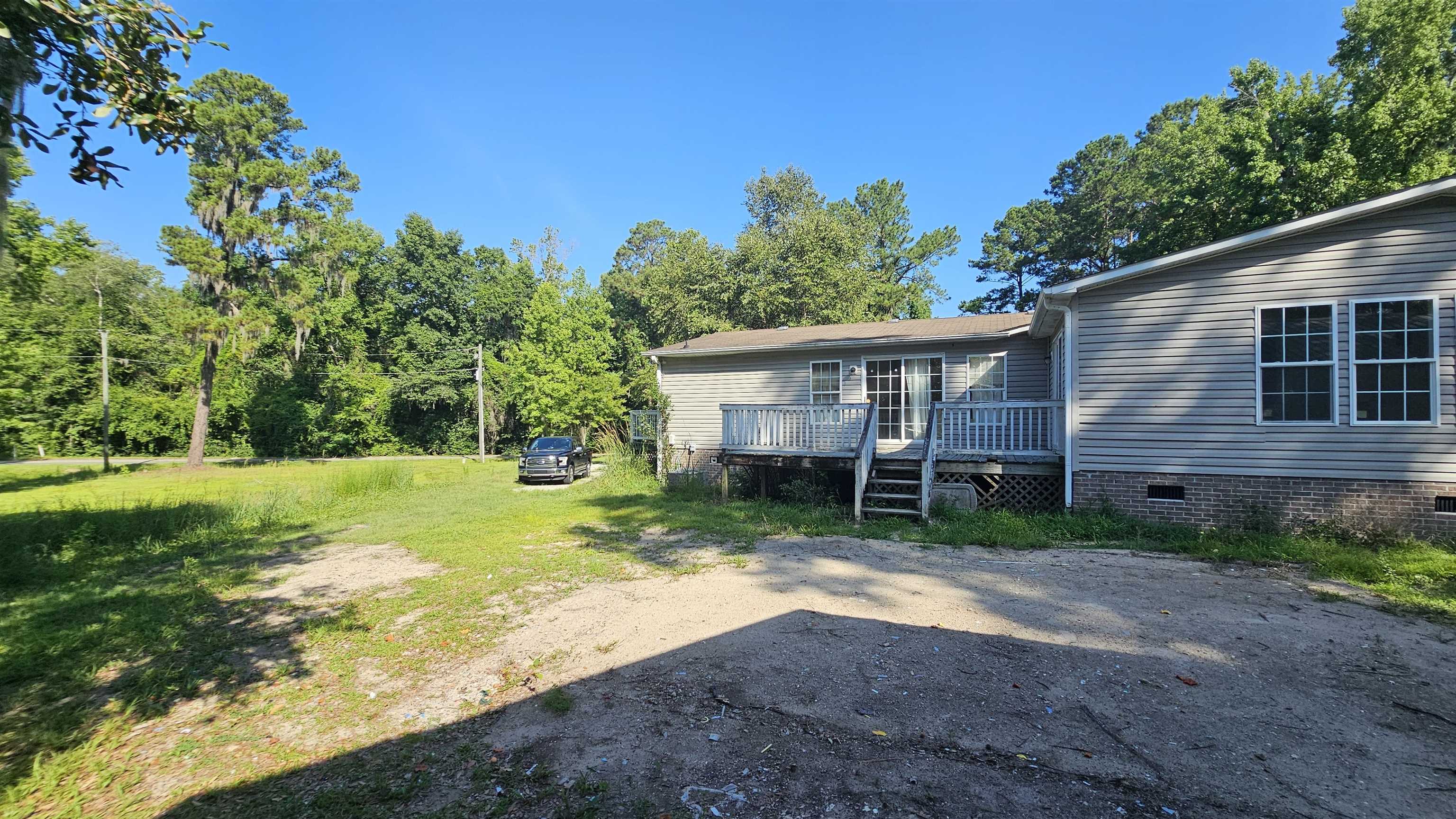 1032 Academy Dr. Property Photo 7