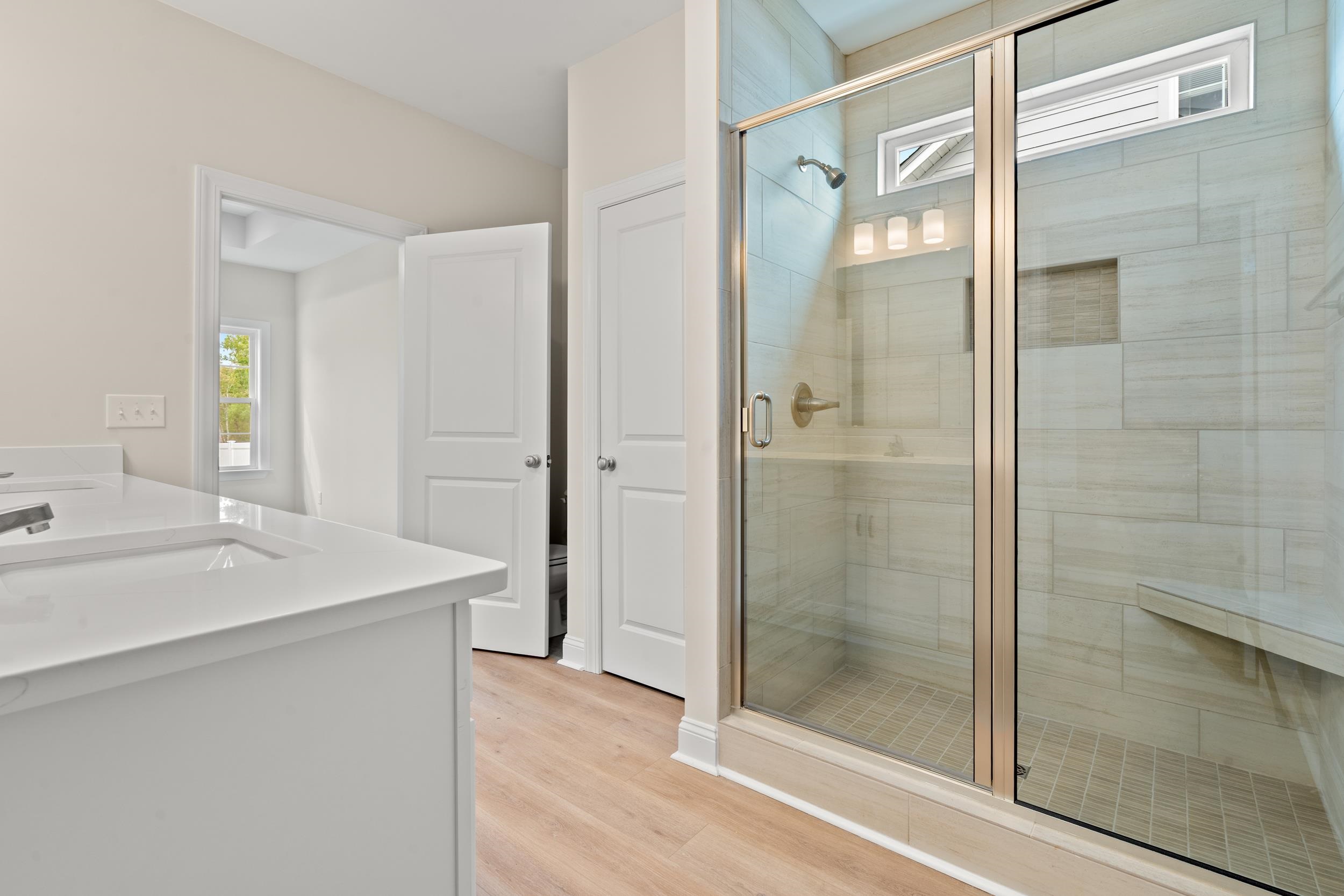 1421 Loop Circle Property Photo 12