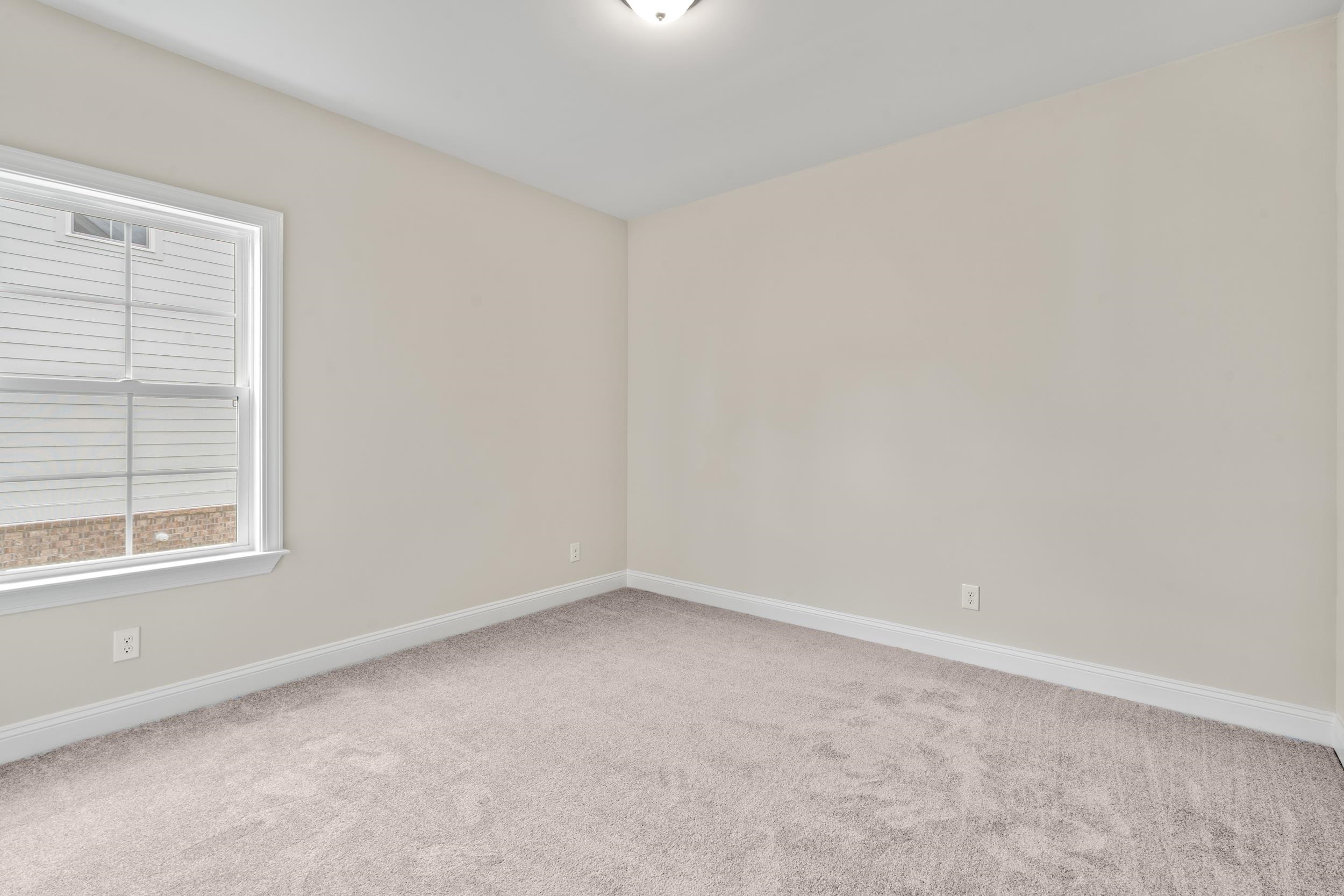 1421 Loop Circle Property Photo 17