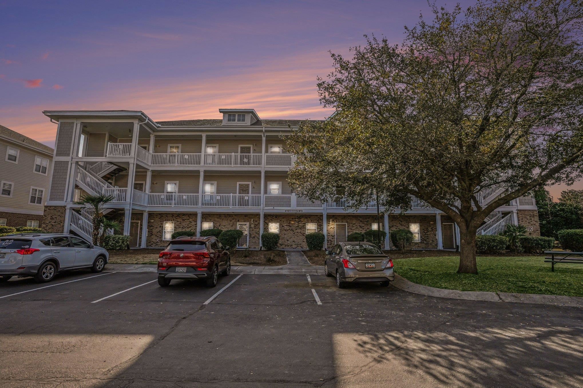 805 Crumpet Ct. Property Photo 1