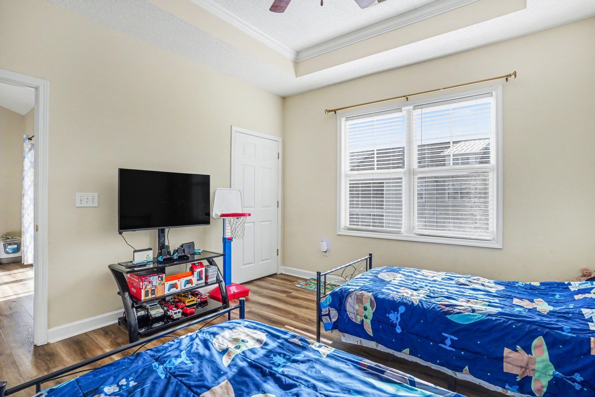 805 Crumpet Ct. Property Photo 14