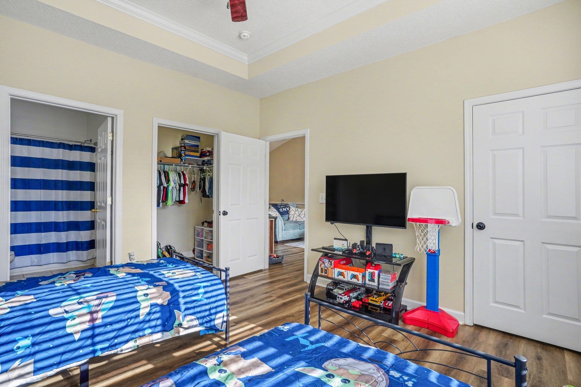 805 Crumpet Ct. Property Photo 15
