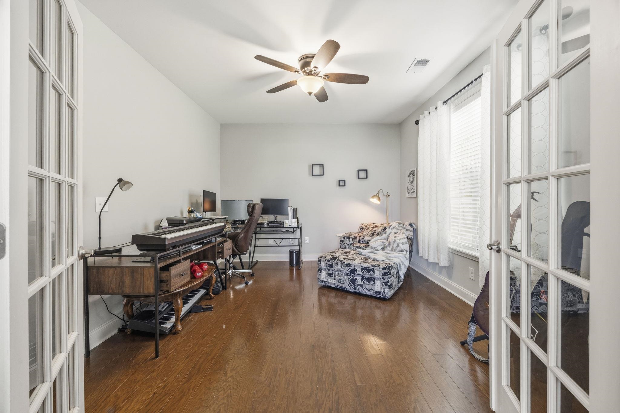 1125 Wyatt Ln. Property Photo 11