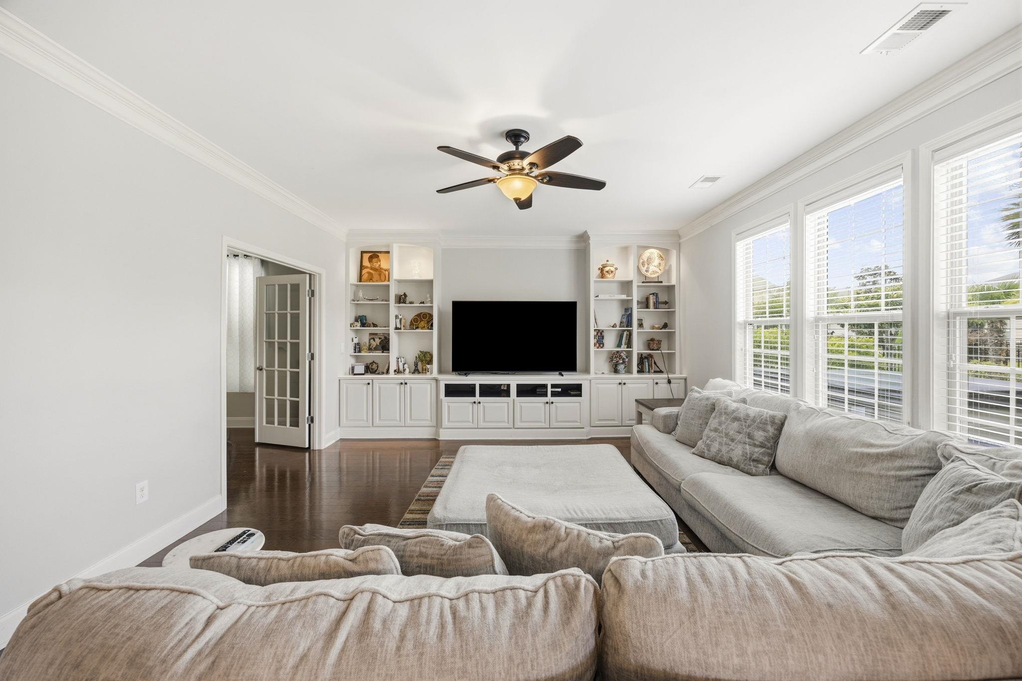 1125 Wyatt Ln. Property Photo 16