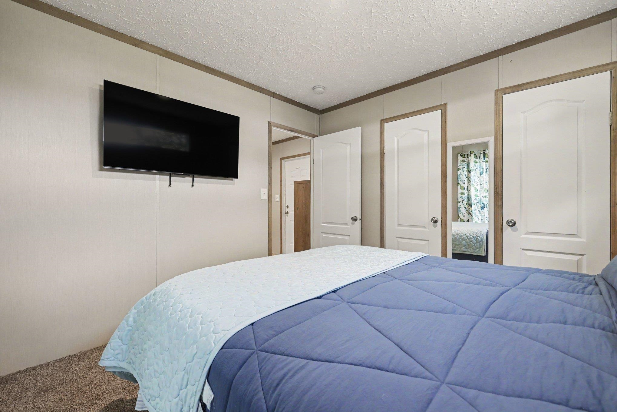 128 Crooked Island Circle Property Photo 12