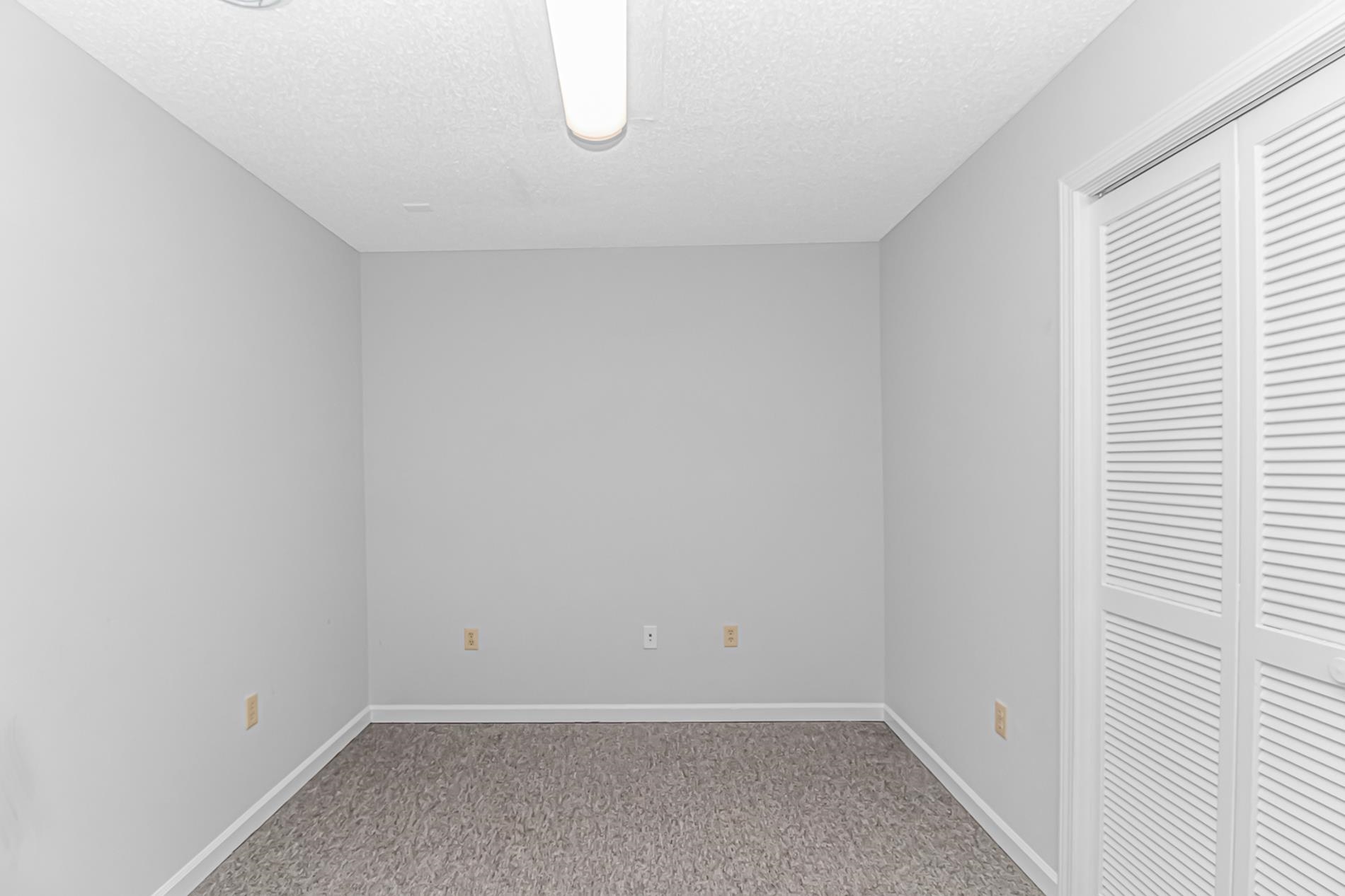 1504 Azalea Dr. Property Photo 6