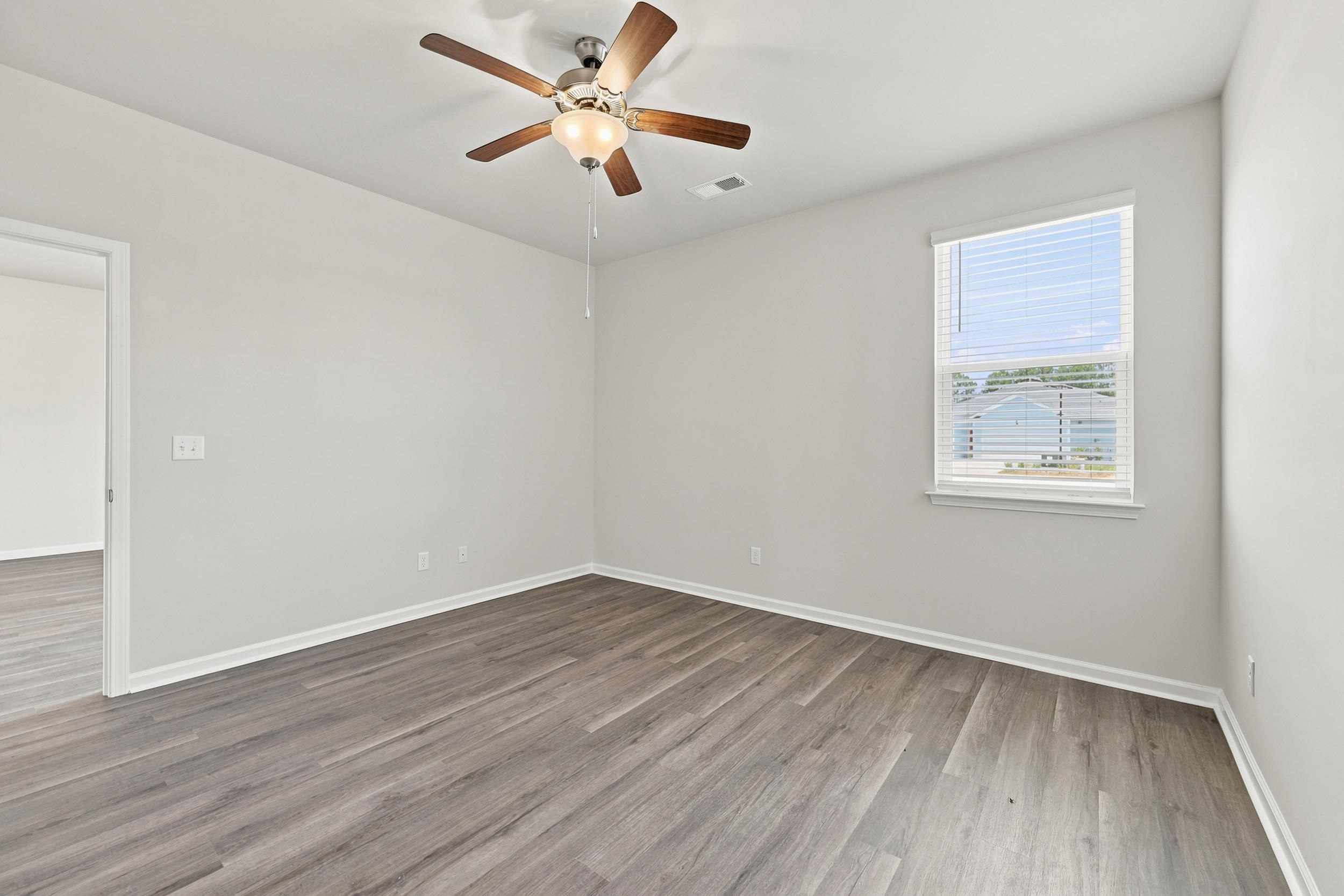 303 Ridley St Property Photo 22