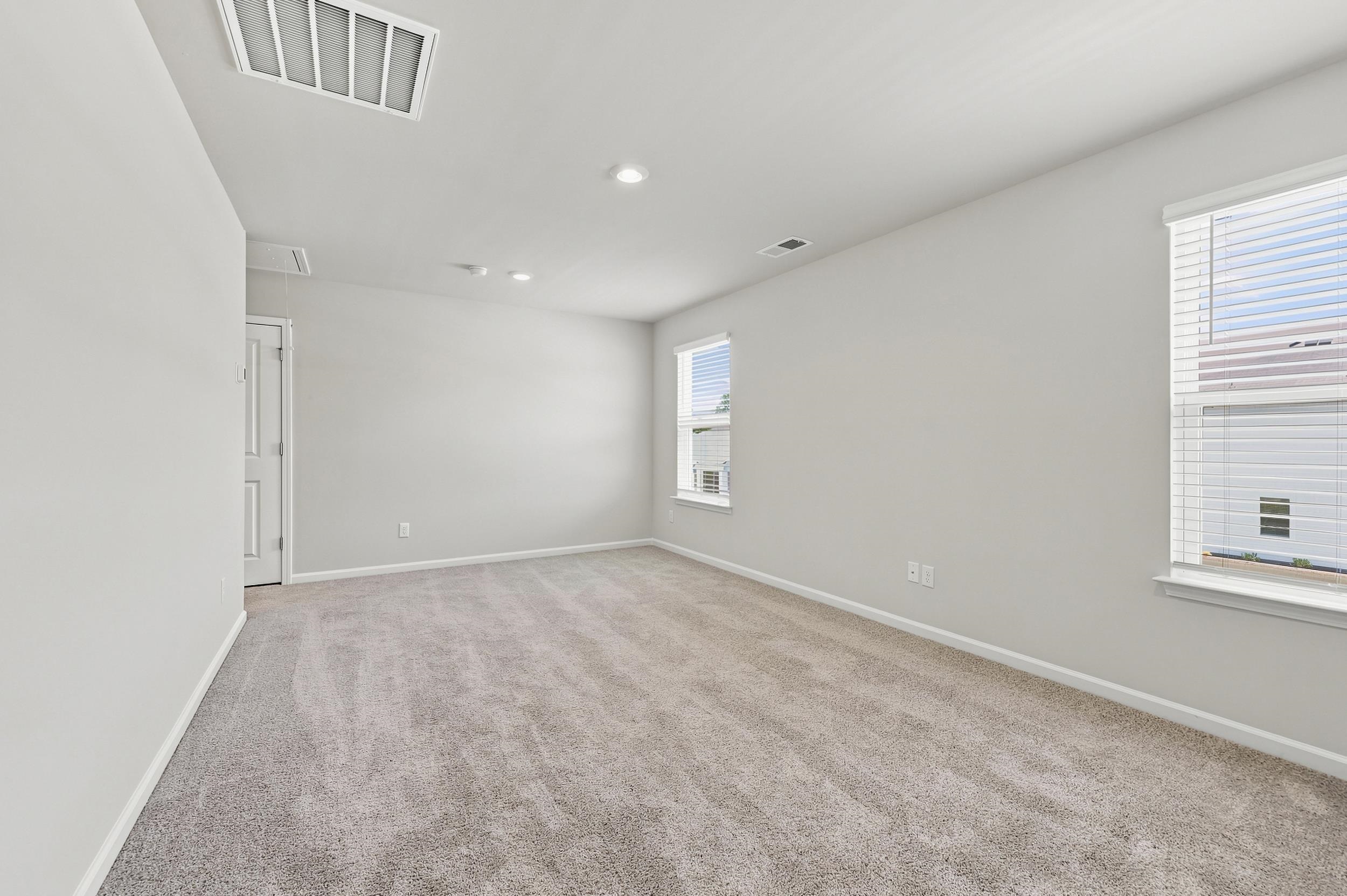303 Ridley St Property Photo 26