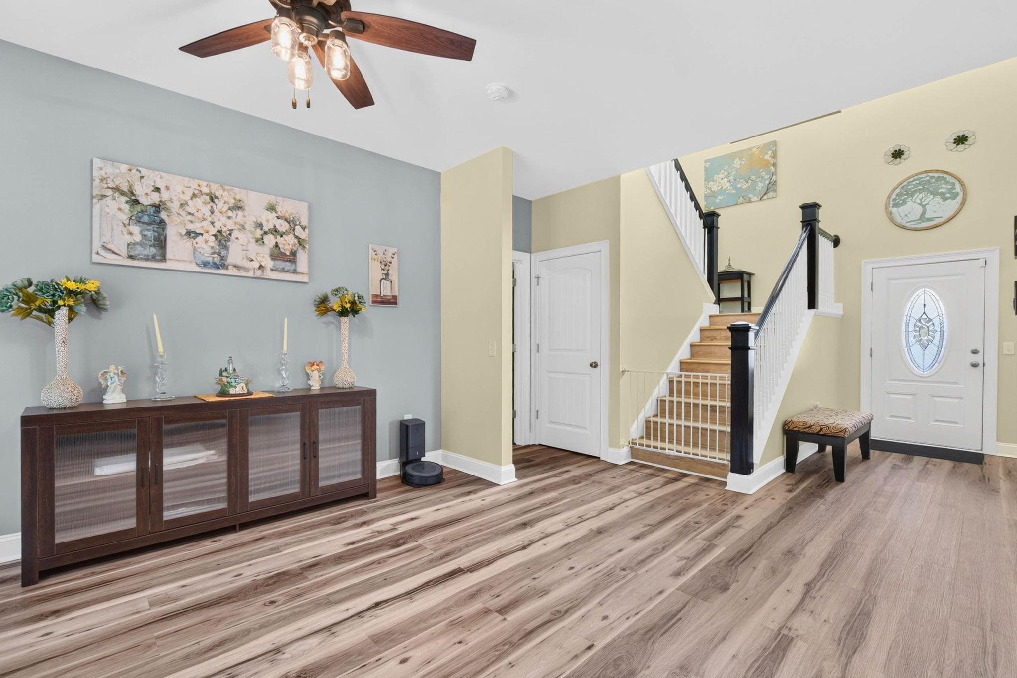 312 Canberra Ct. Property Photo 23