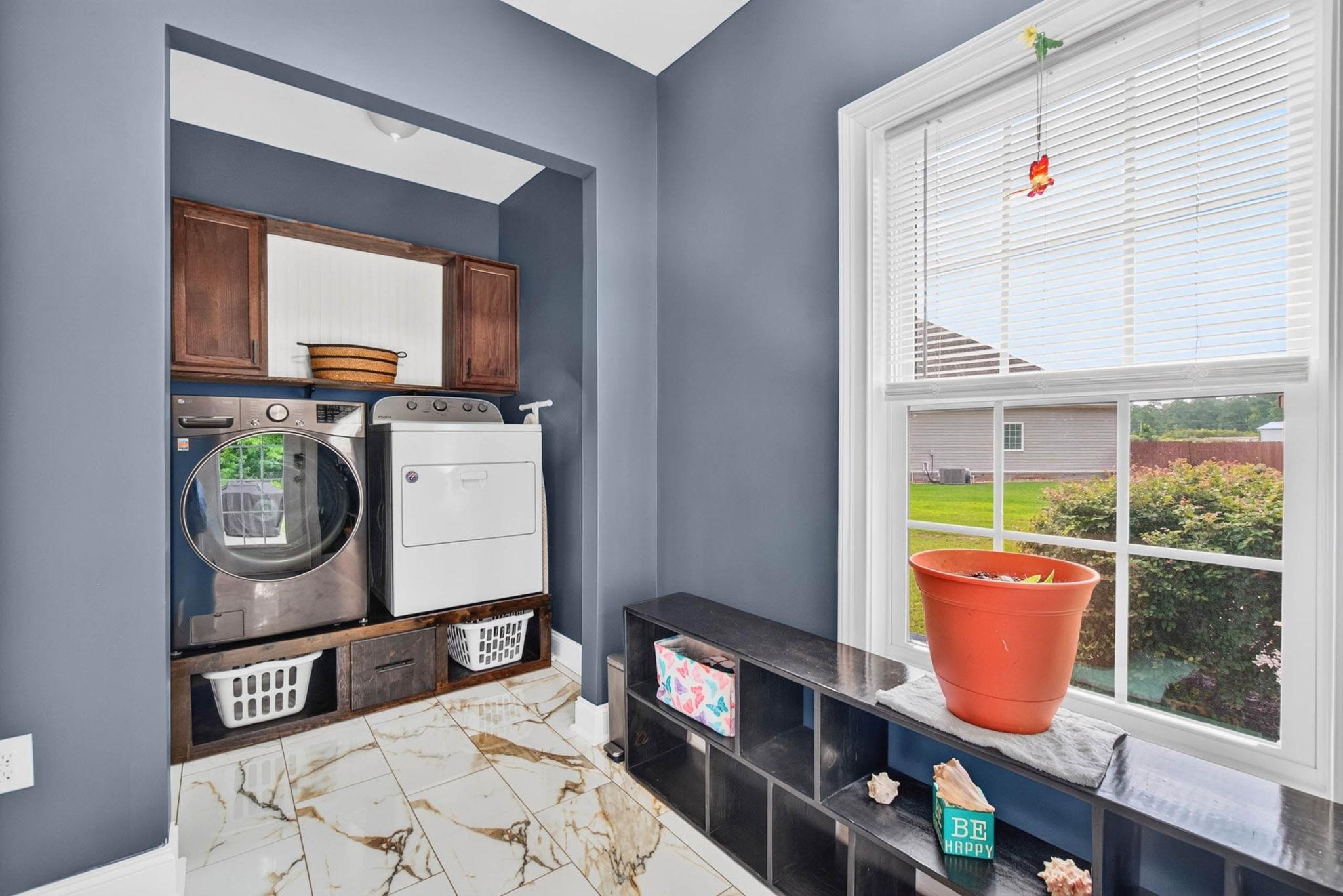 312 Canberra Ct. Property Photo 43