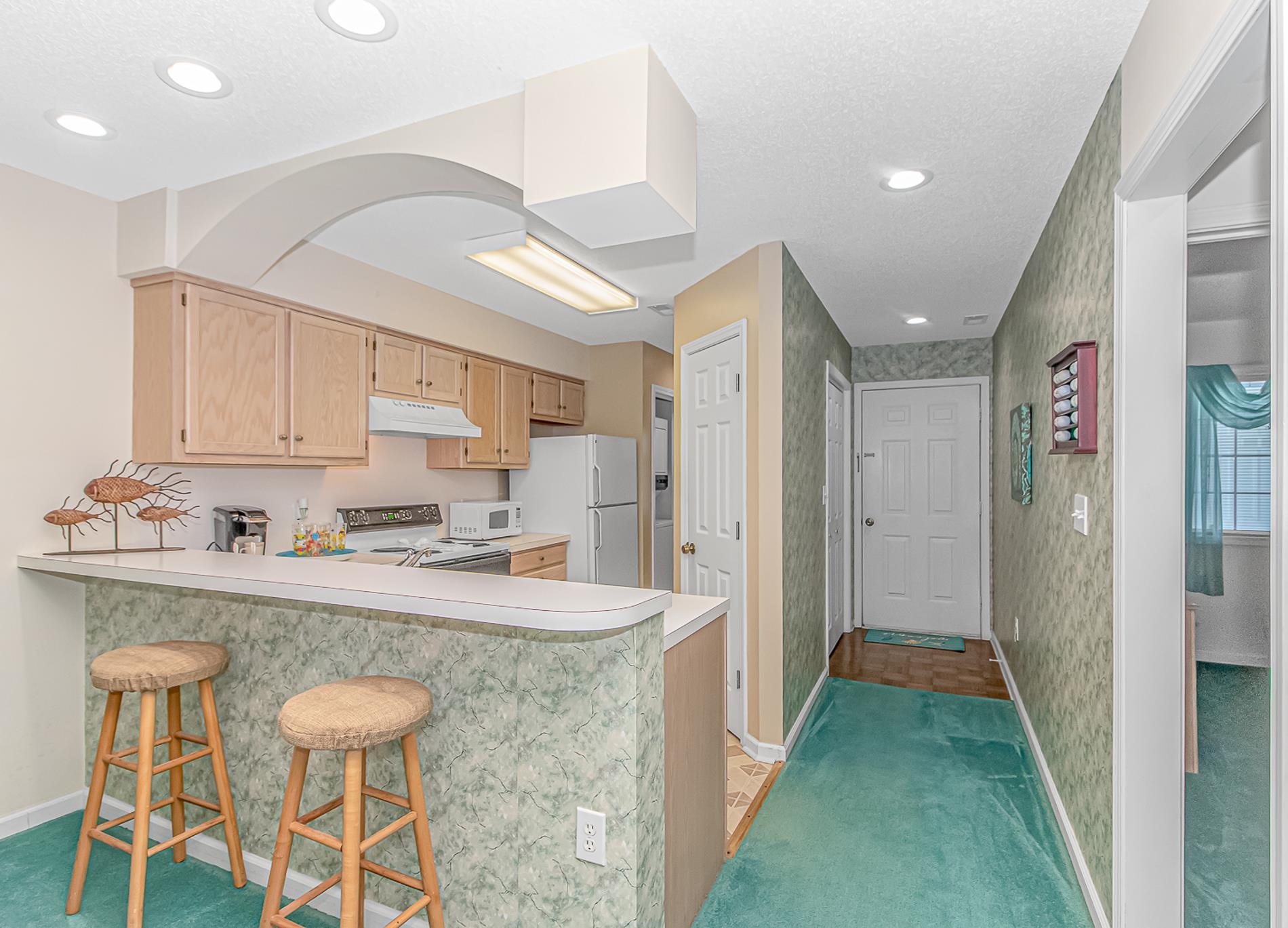 4648 Greenbriar Dr. Property Photo 11