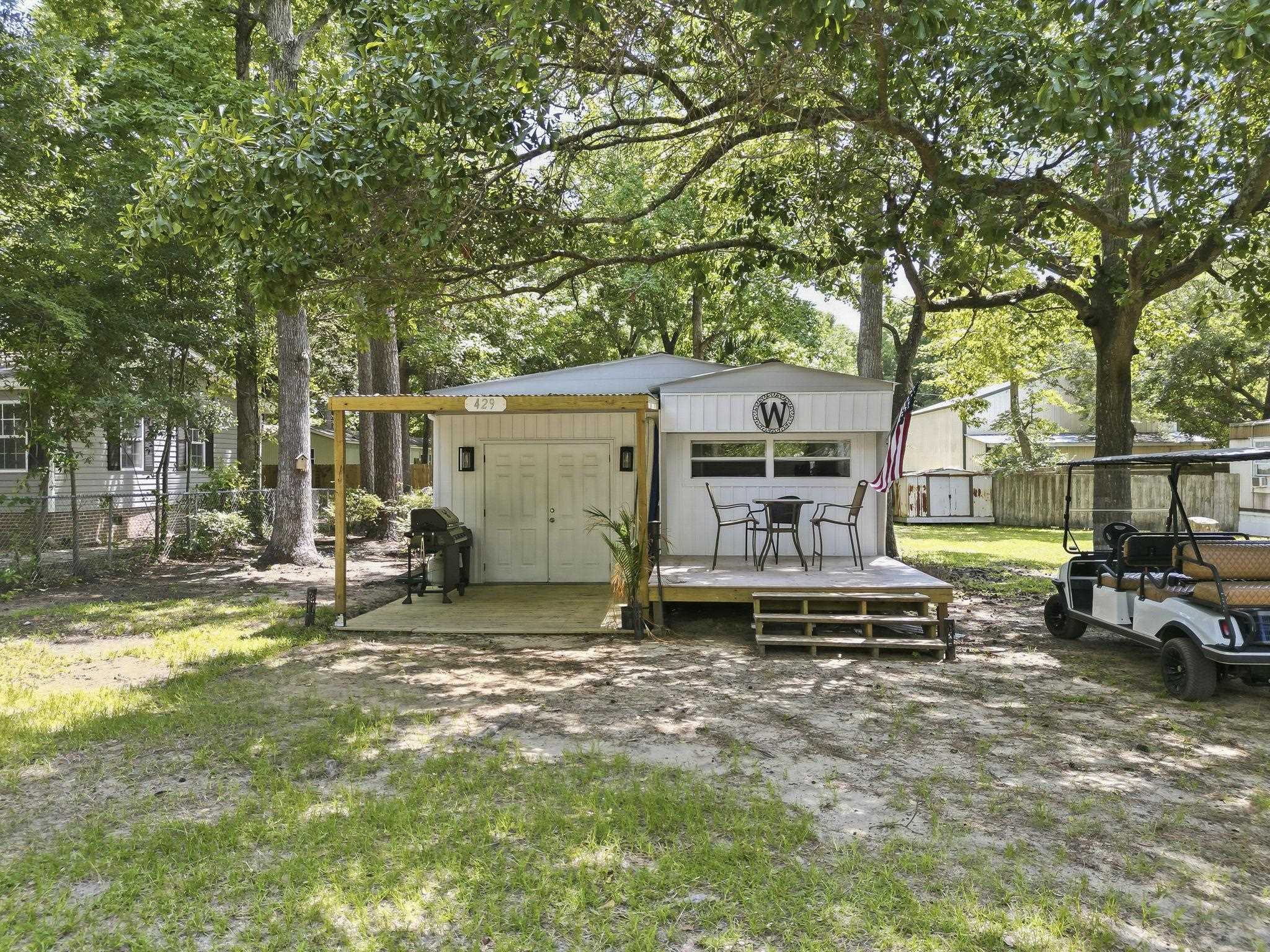 429 East Surfwind Dr. Property Photo 1