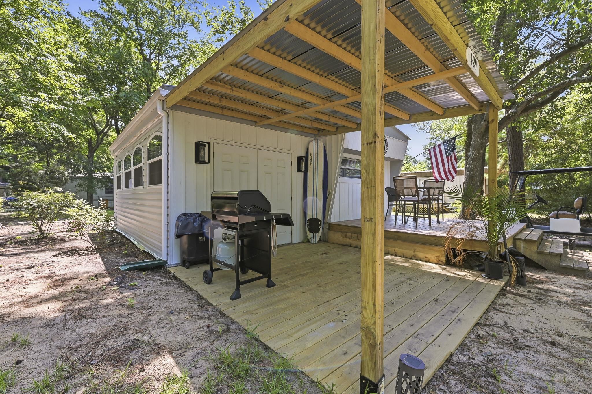 429 East Surfwind Dr. Property Photo 32