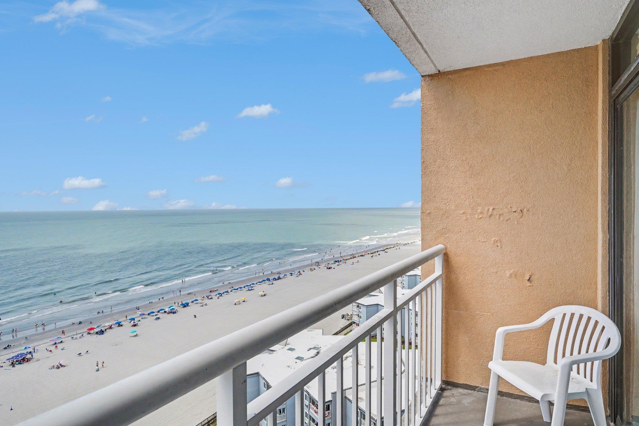 9550 Shore Dr. Property Photo 2