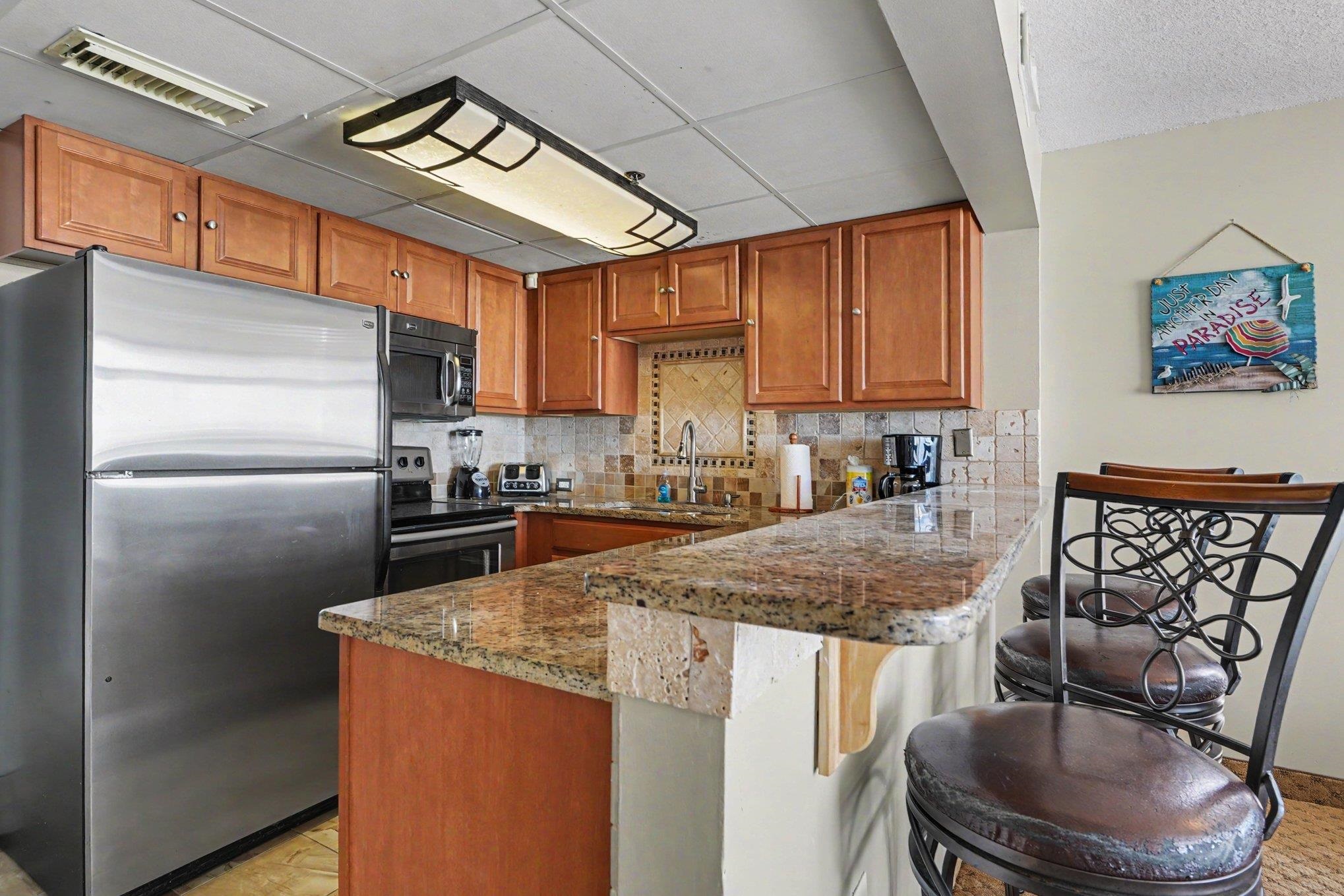 9550 Shore Dr. Property Photo 11