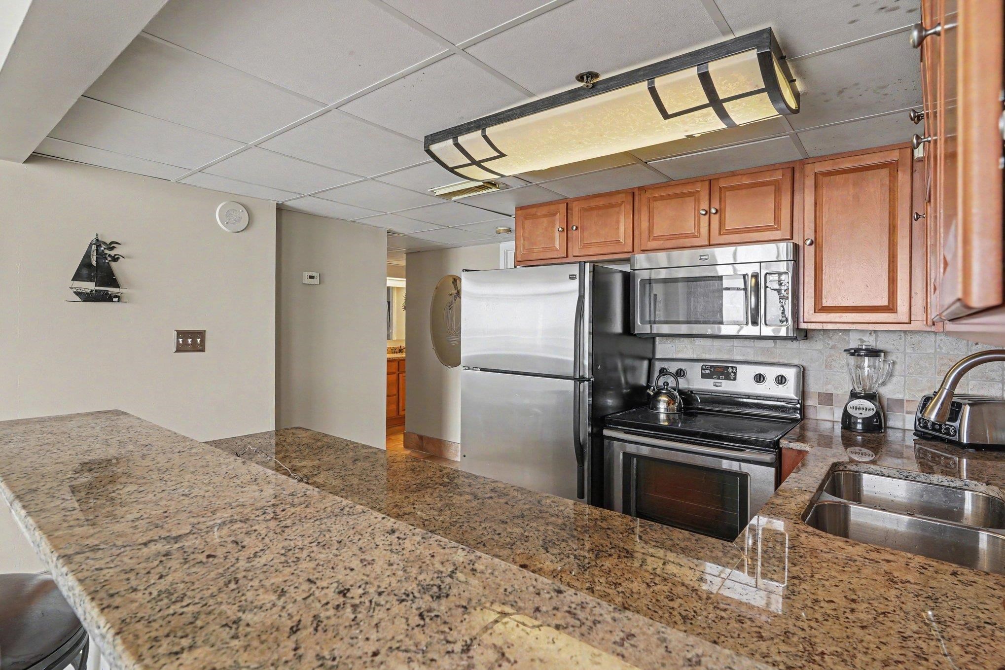 9550 Shore Dr. Property Photo 12
