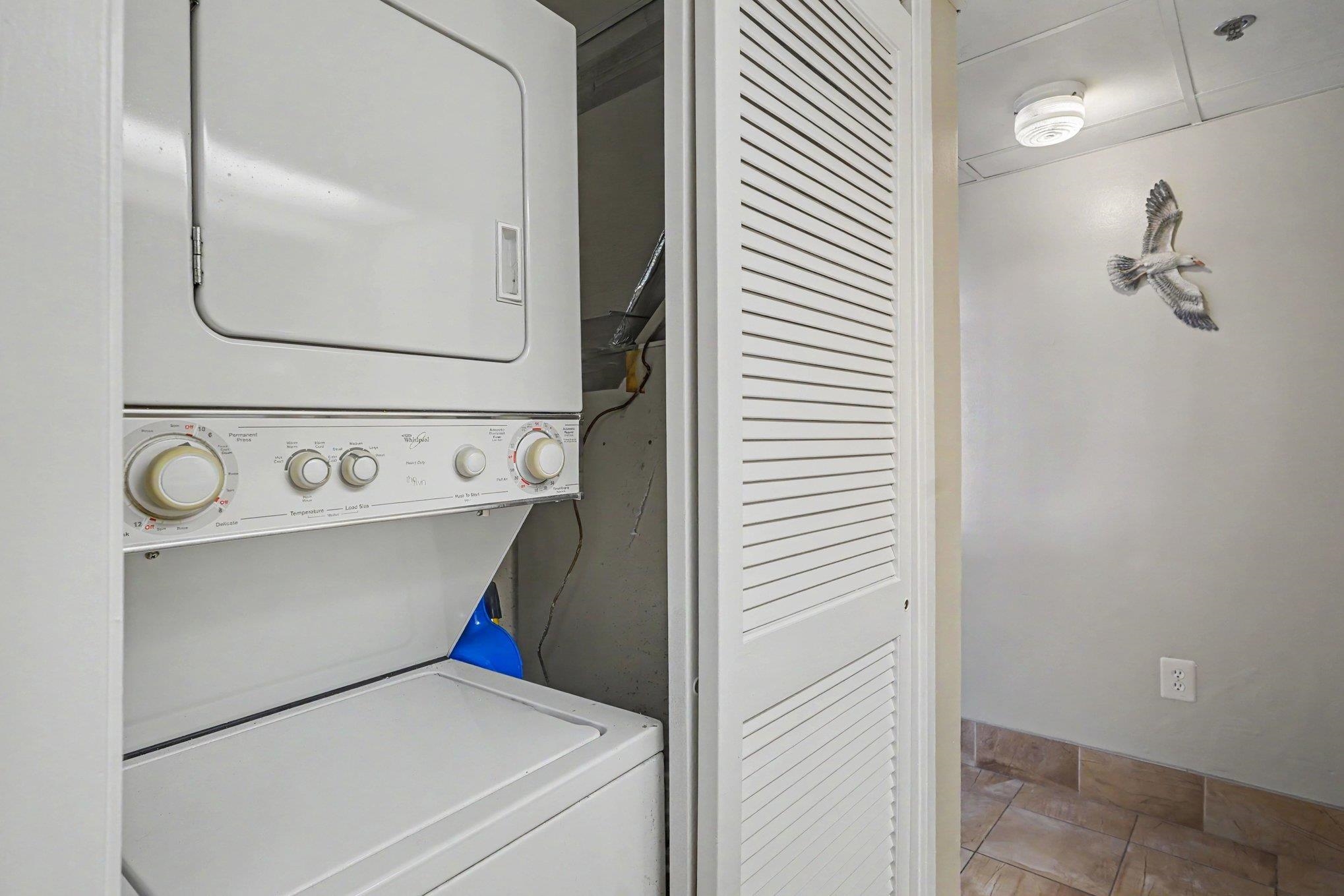 9550 Shore Dr. Property Photo 23