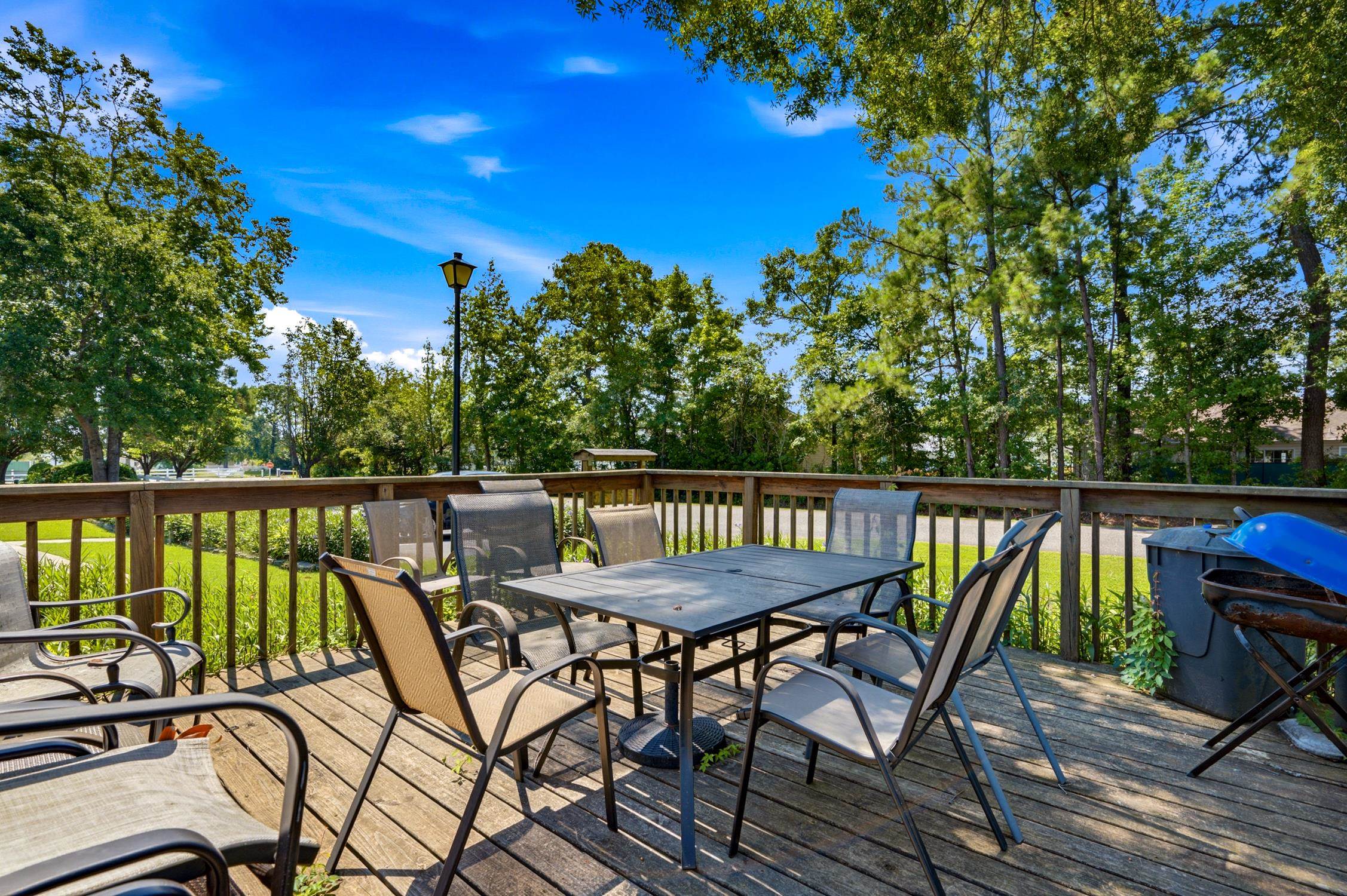 1027 Red Tree Circle Property Photo 19