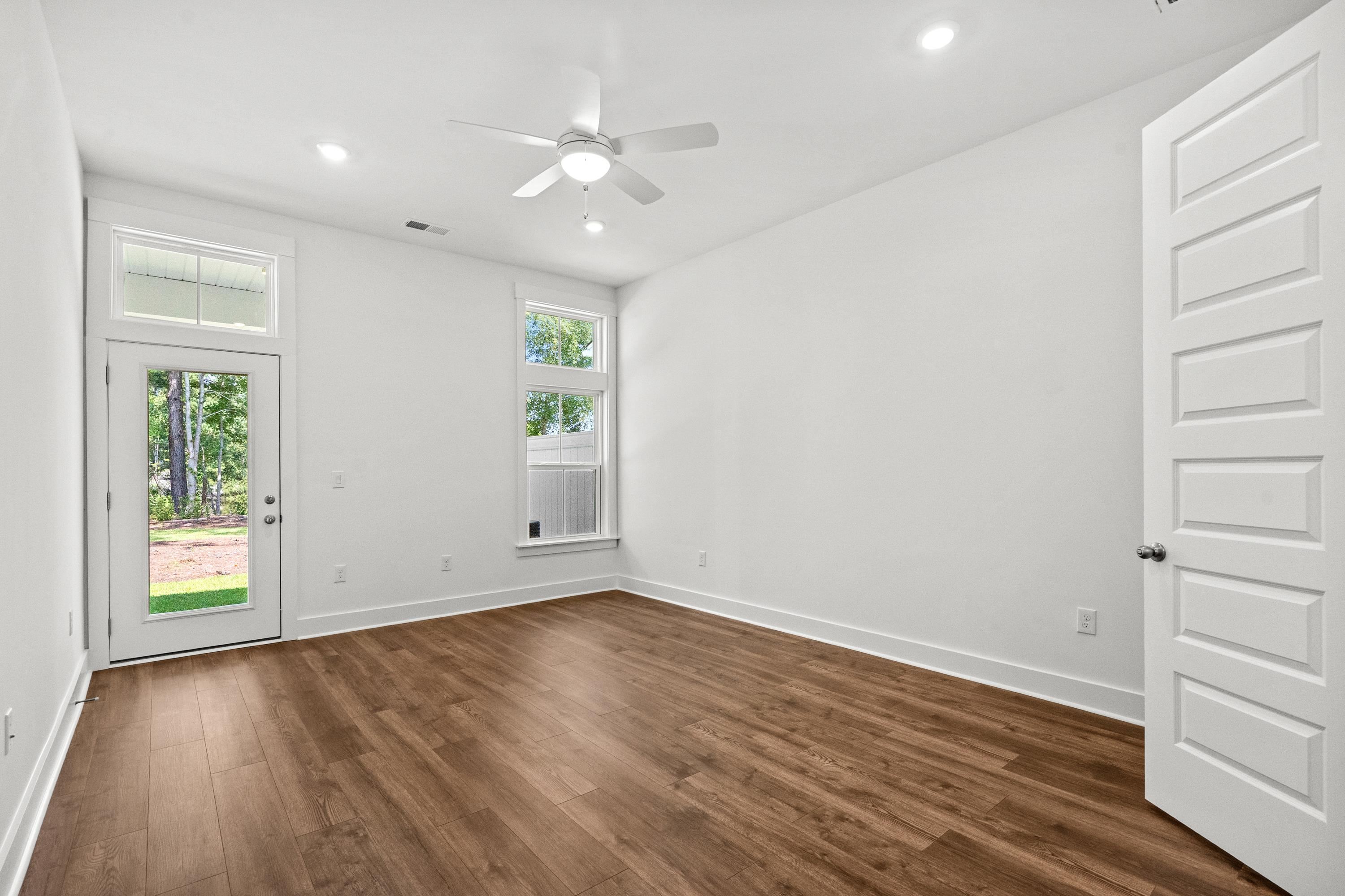 898 Foxtail Dr. Property Photo 19
