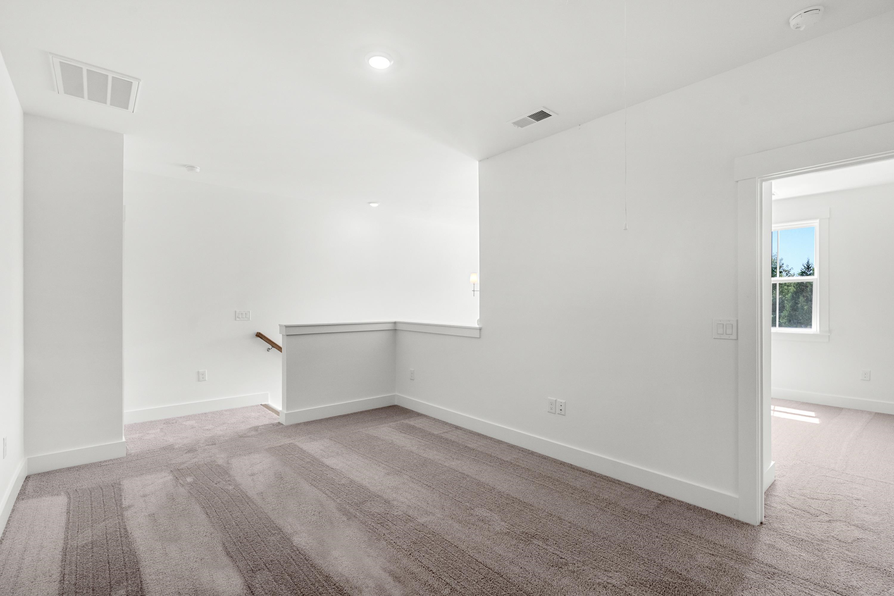 898 Foxtail Dr. Property Photo 28