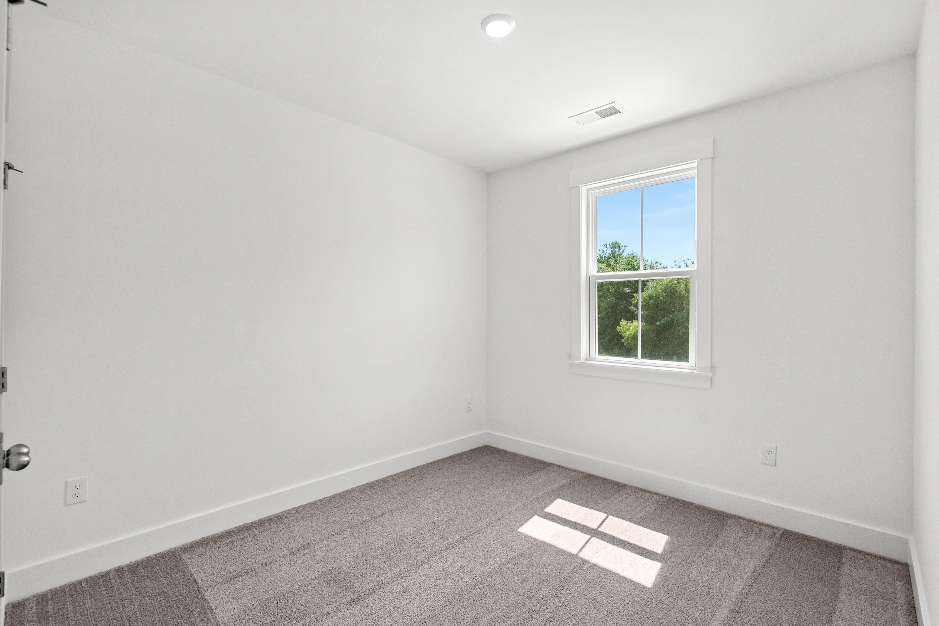 898 Foxtail Dr. Property Photo 29