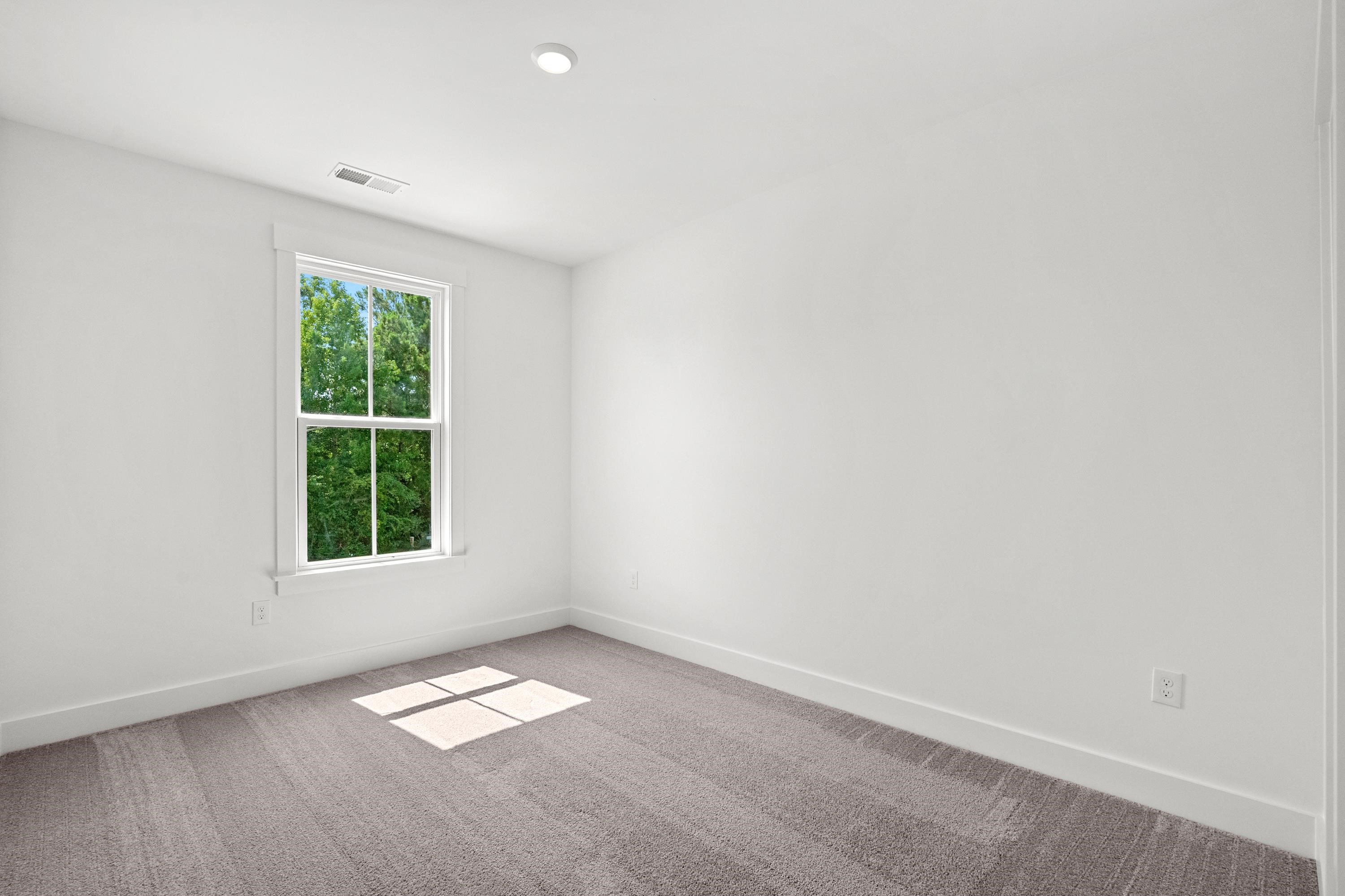 898 Foxtail Dr. Property Photo 31