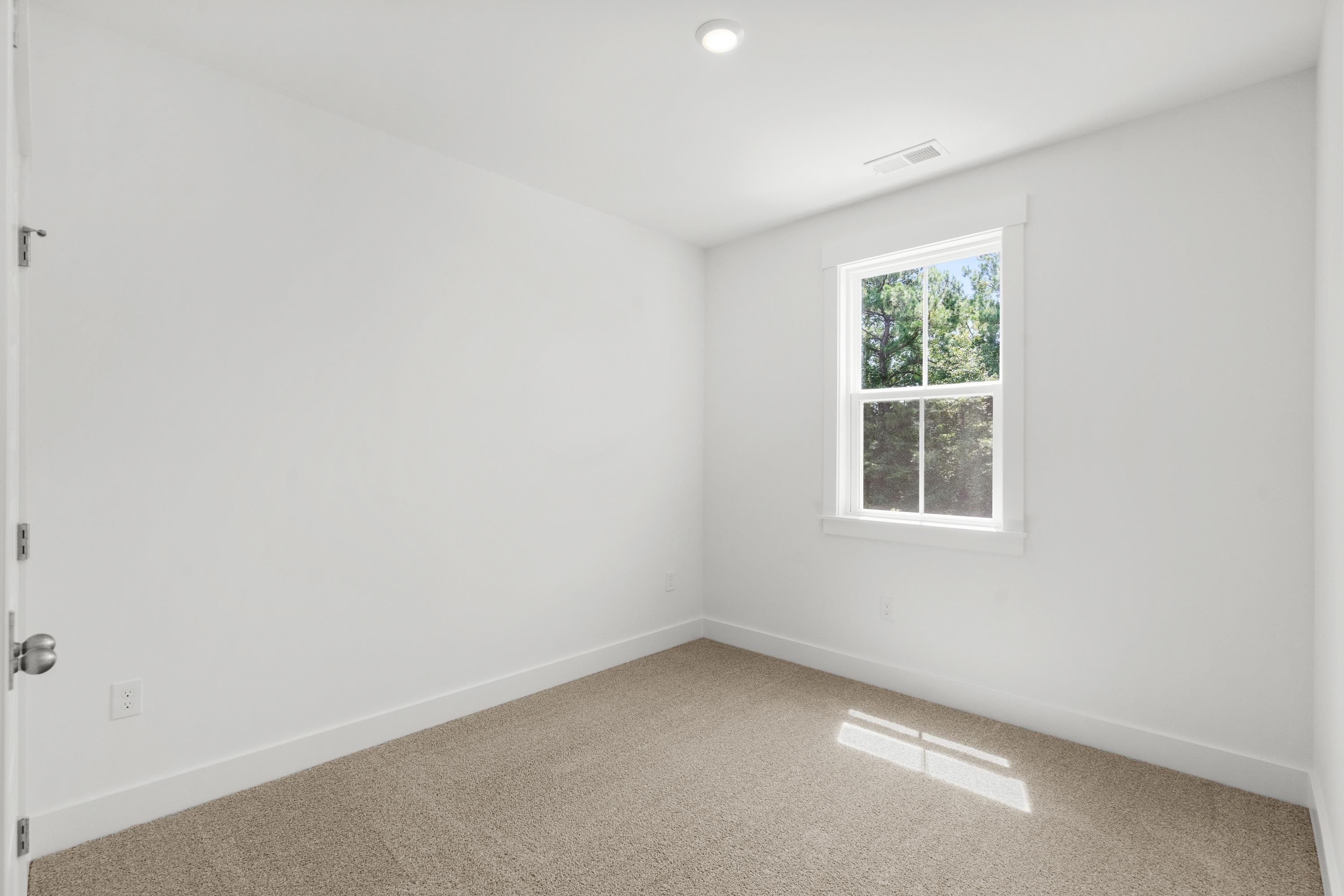 870 Foxtail Dr. Property Photo 35