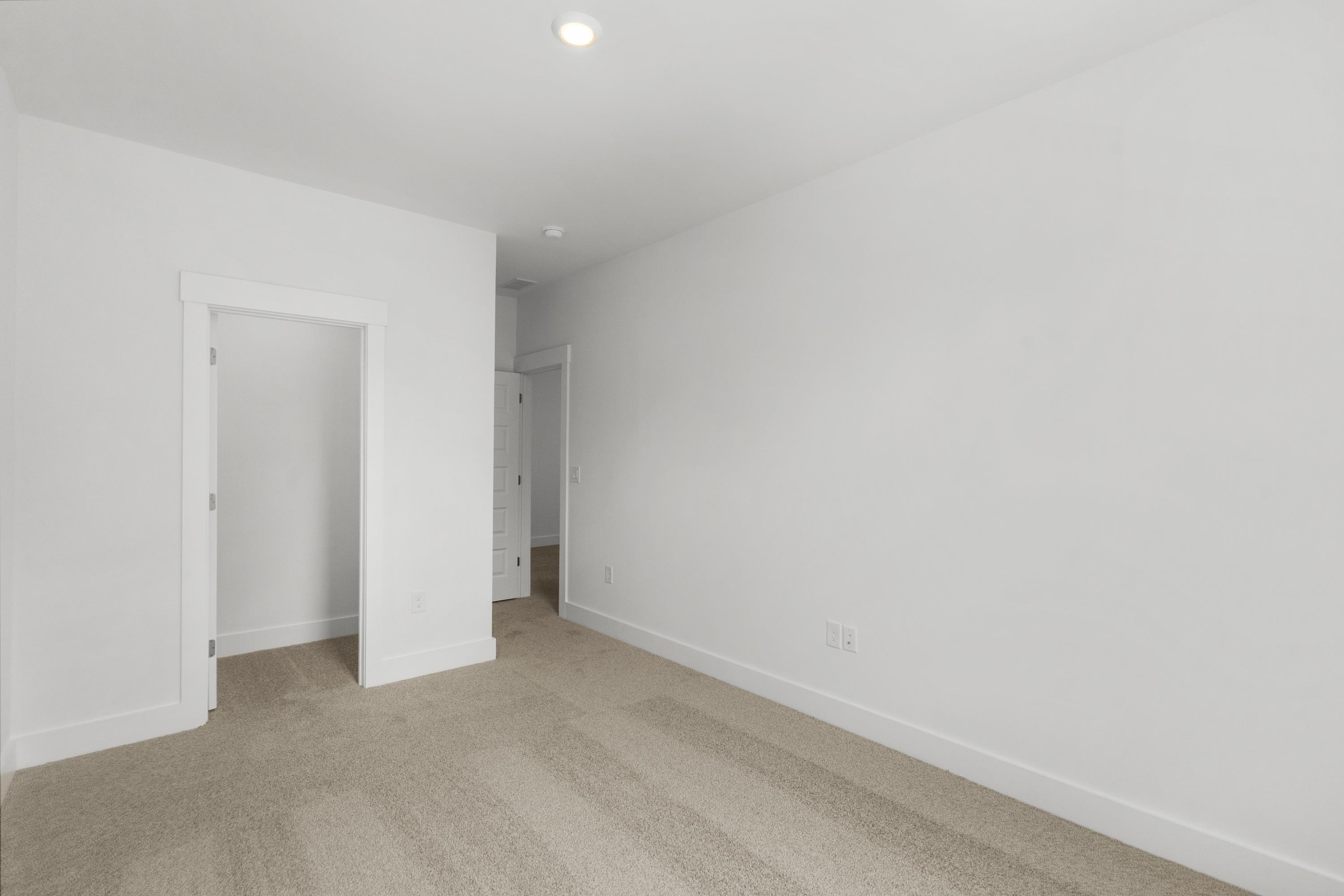 870 Foxtail Dr. Property Photo 38