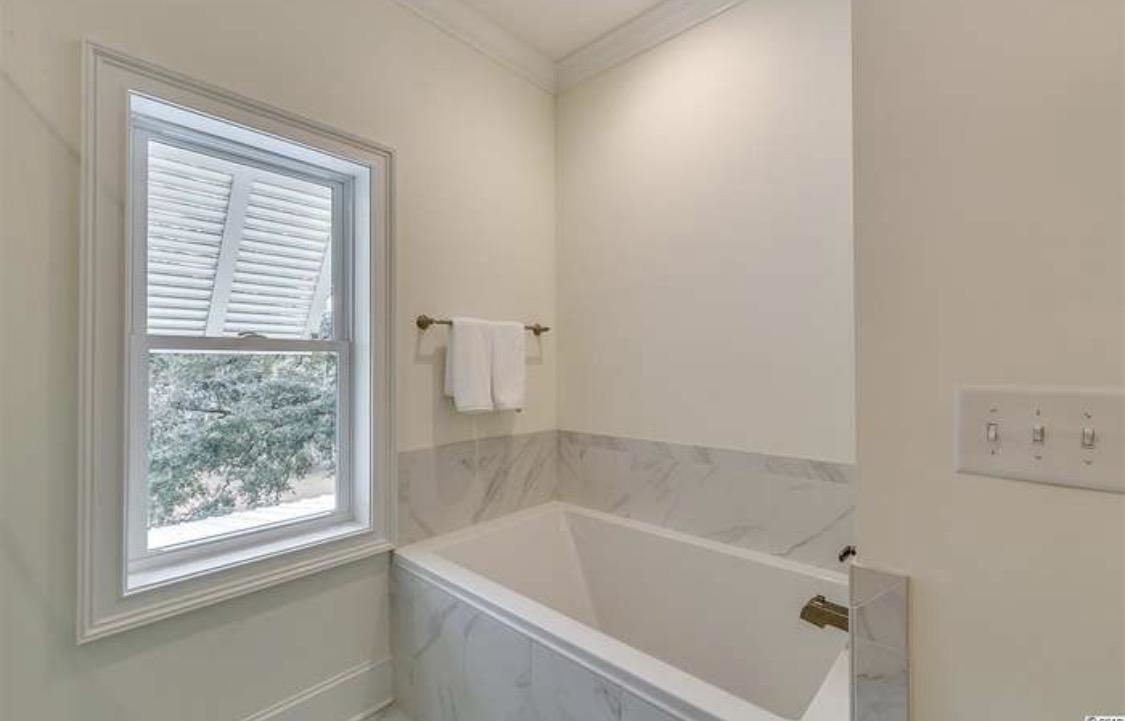 11 Flaggpoint Ln. Property Photo 15