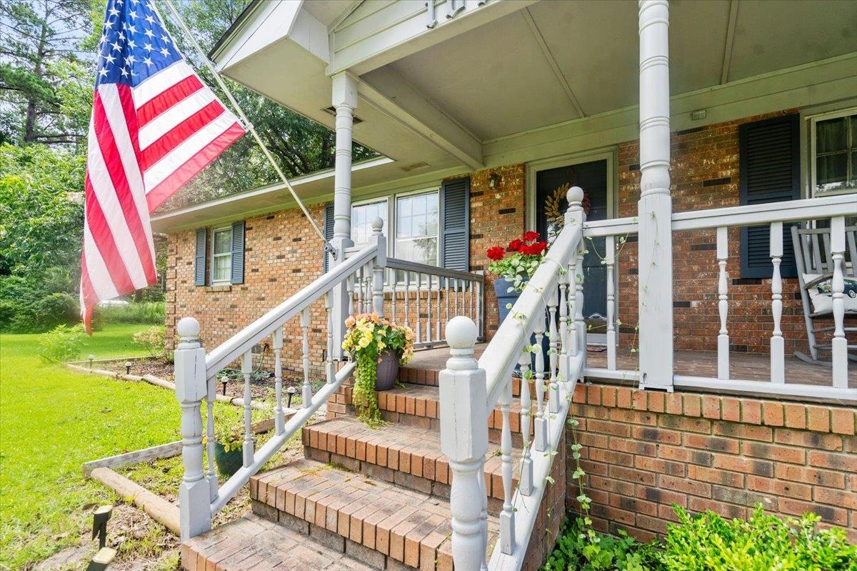 109 Oakdale Ct. Property Photo 3