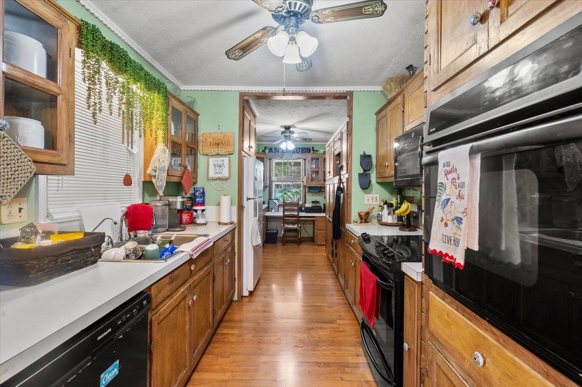109 Oakdale Ct. Property Photo 12