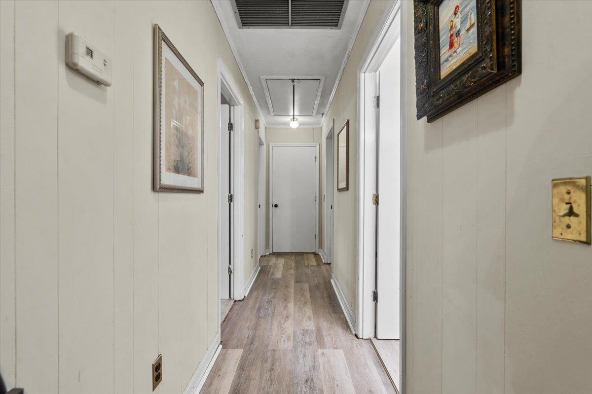 109 Oakdale Ct. Property Photo 18