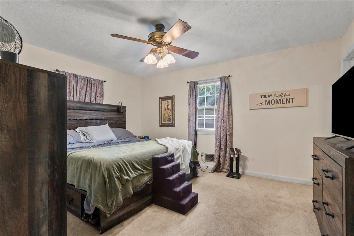 109 Oakdale Ct. Property Photo 22
