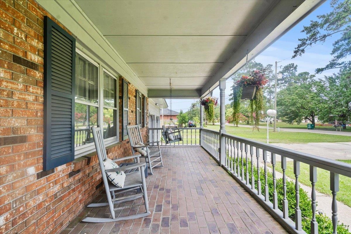 109 Oakdale Ct. Property Photo 41