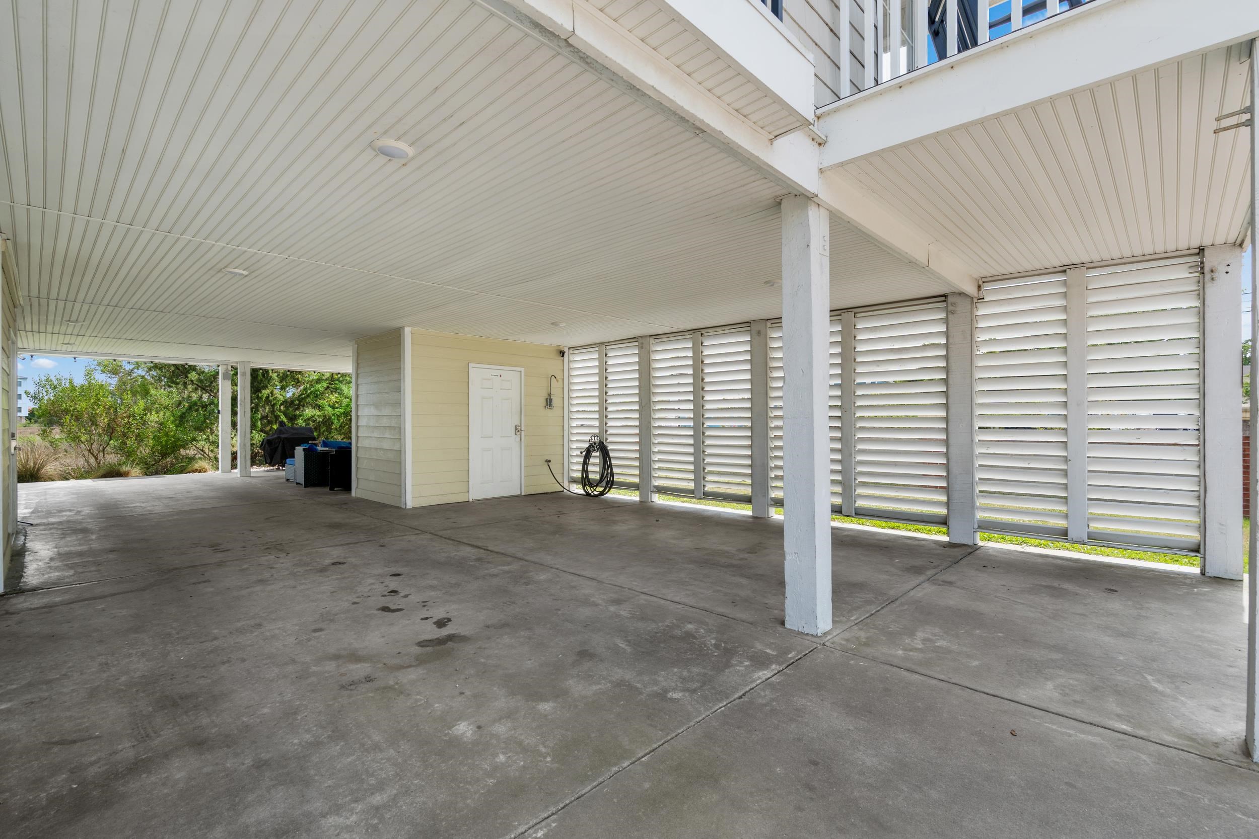 2302 Pointe Marsh Ln. Property Photo 7