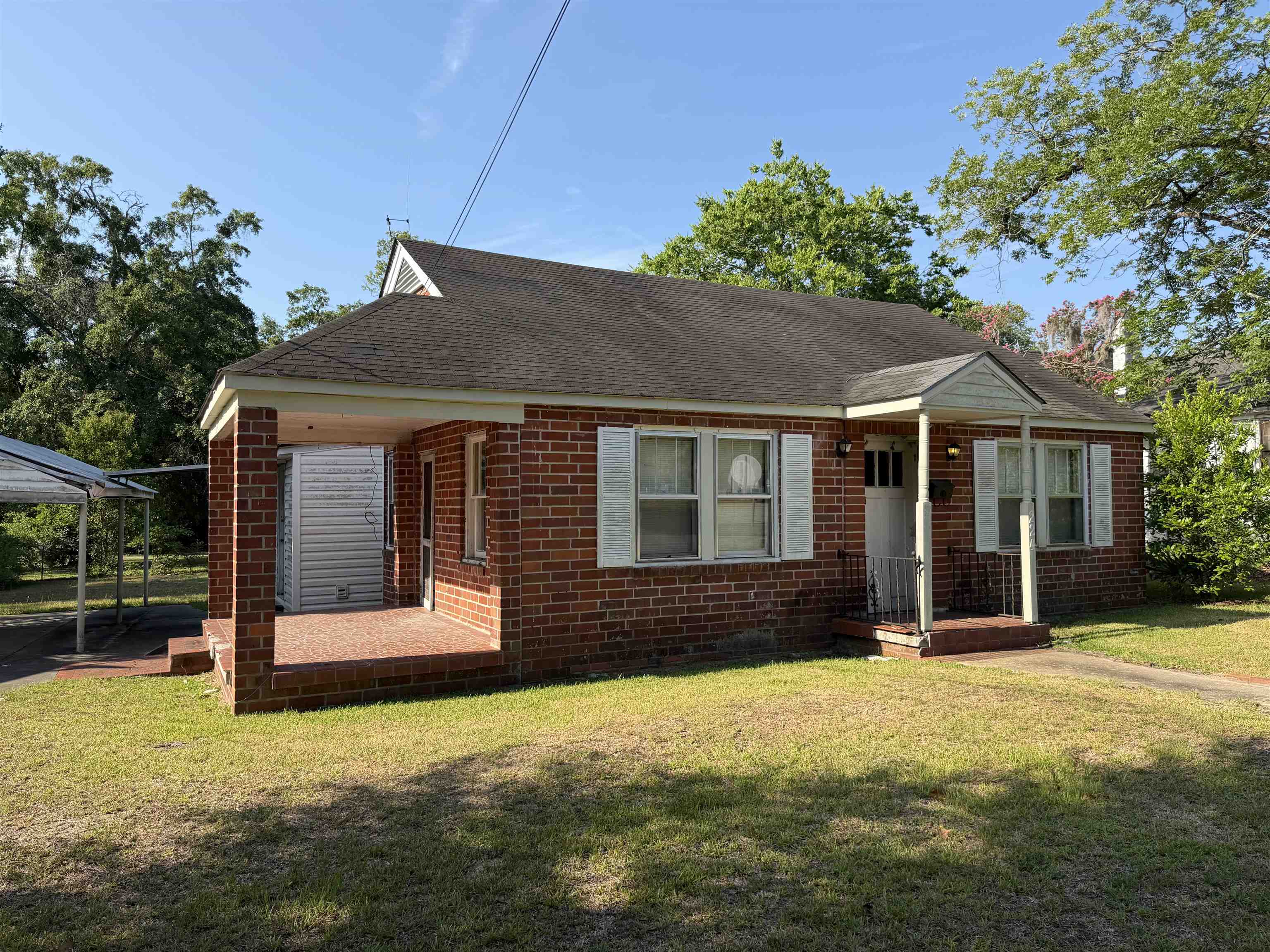 224 E Brooks St. Property Photo 10