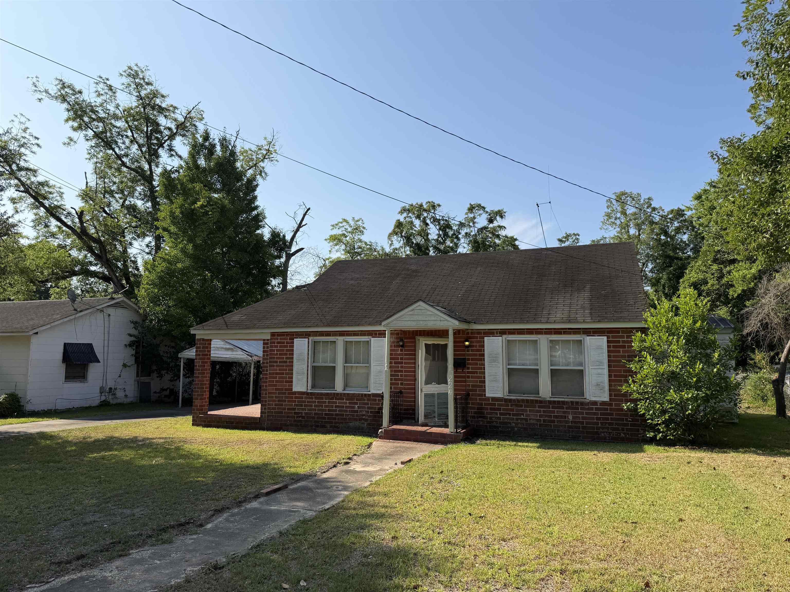 224 E Brooks St. Property Photo 11