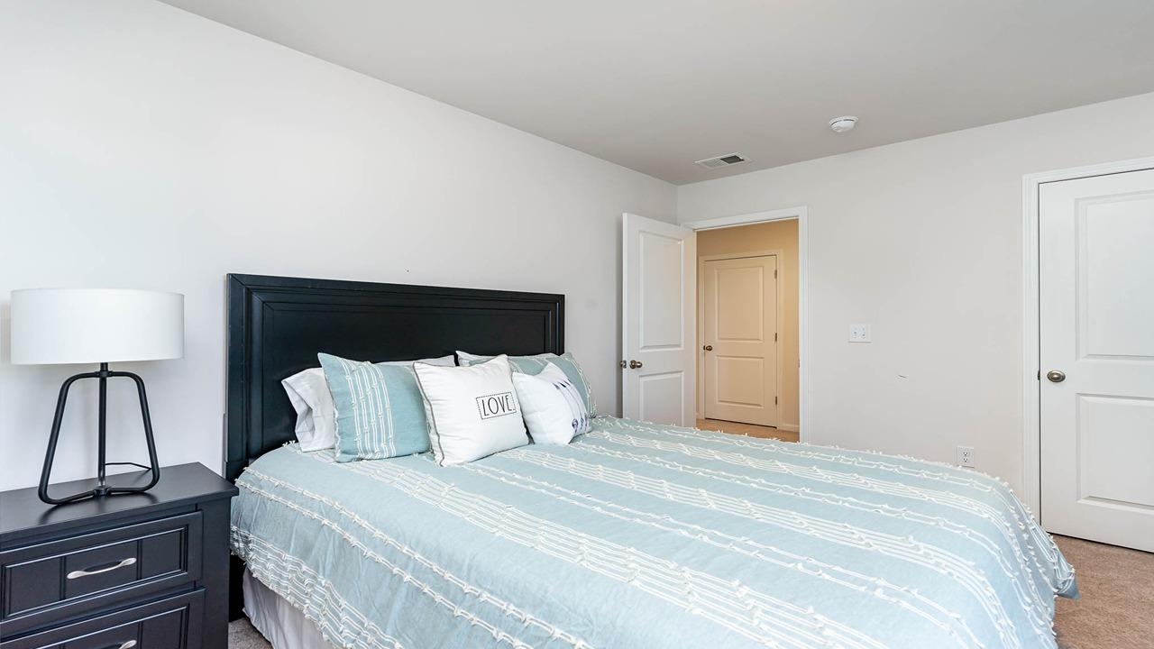 6023 Kermode Dr Property Photo 27