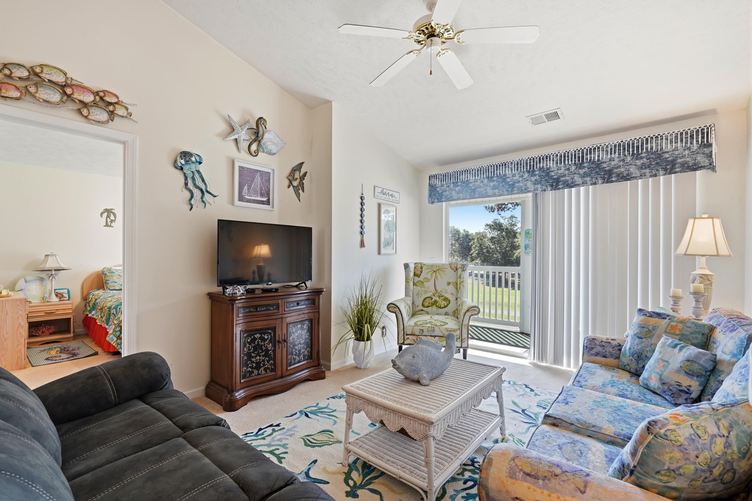 684 Tupelo Ln. Property Photo 11