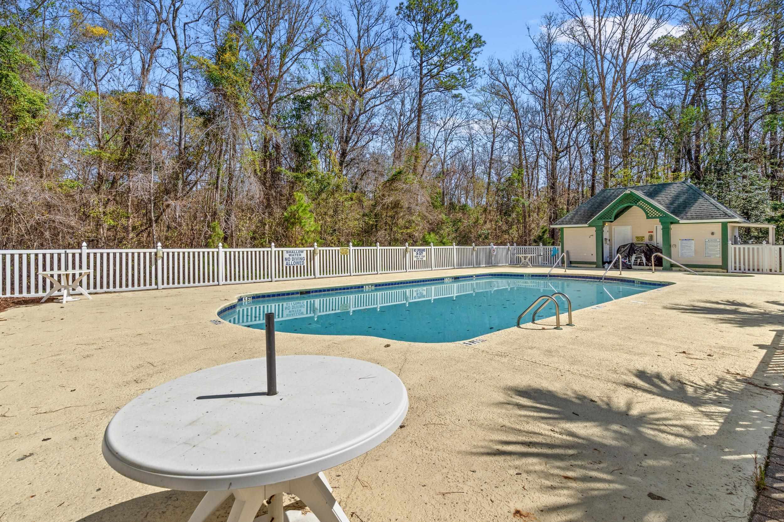 684 Tupelo Ln. Property Photo 23