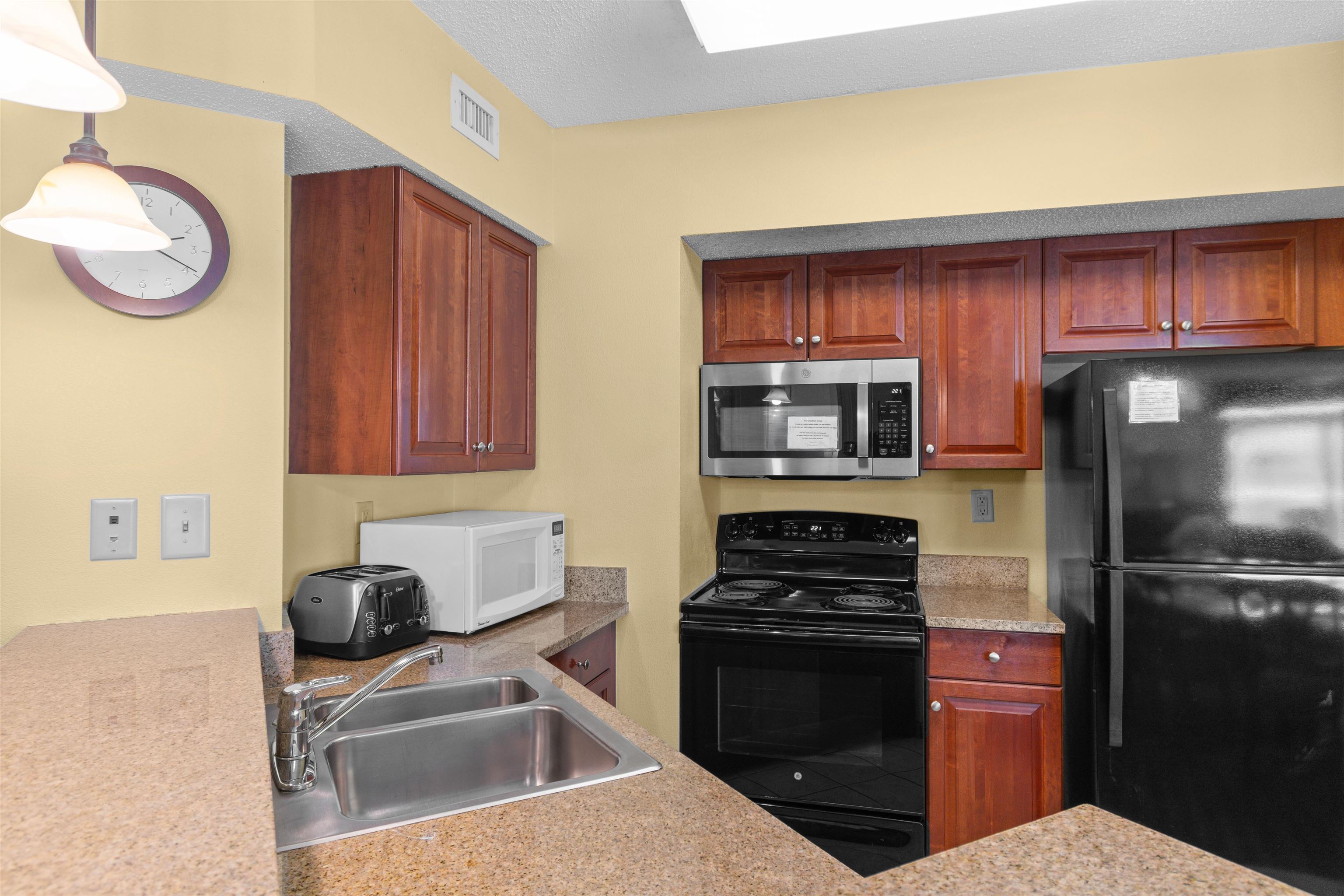 5300 N Ocean Blvd. Property Photo 6